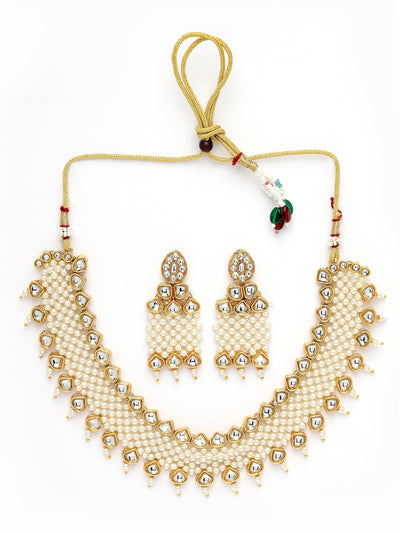 Sukkhi Elegant Gold Tone White Pearls & Kundan Choker Necklace Set with Long Danger Earrings Jewellery Set For Women & Girls|Set of 1|NS106041