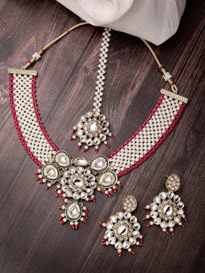 Sukkhi Pretty Pink Gold Tone White Pearls with Kundan Studded Choker Necklace Set with Floral Danger Earrings & Mangtikka Jewellery Set For Women & Girls|Set of 1|NS106043