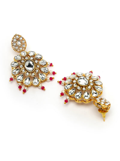 Sukkhi Pretty Pink Gold Tone White Pearls with Kundan Studded Choker Necklace Set with Floral Danger Earrings & Mangtikka Jewellery Set For Women & Girls|Set of 1|NS106043