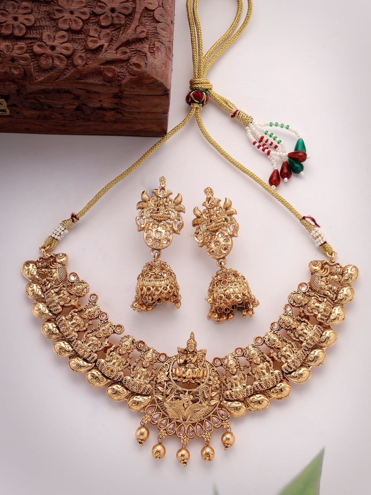 Sukkhi Admirable Traditional Gold Plated Golden Temple Choker Necklace Set with Jhumki/Jhumka Earrings Jewellery Set For Women & Girls|Set of 1|NS106070