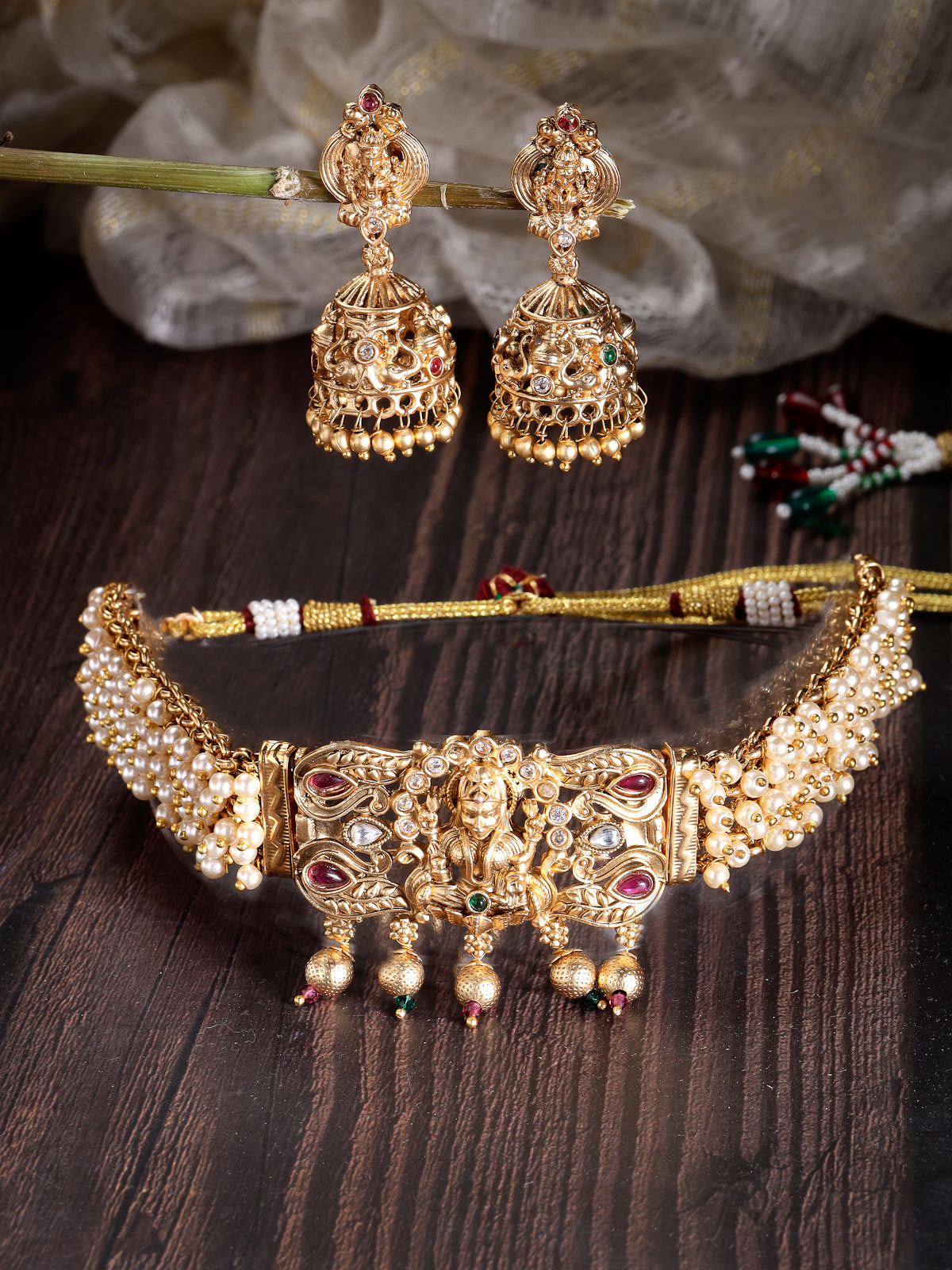 Sukkhi Classic Traditional Gold Plated with off White Pearls Temple Choker Necklace Set with Jhumka/Jhumki Earrings Jewellery Set For Women||NS106078