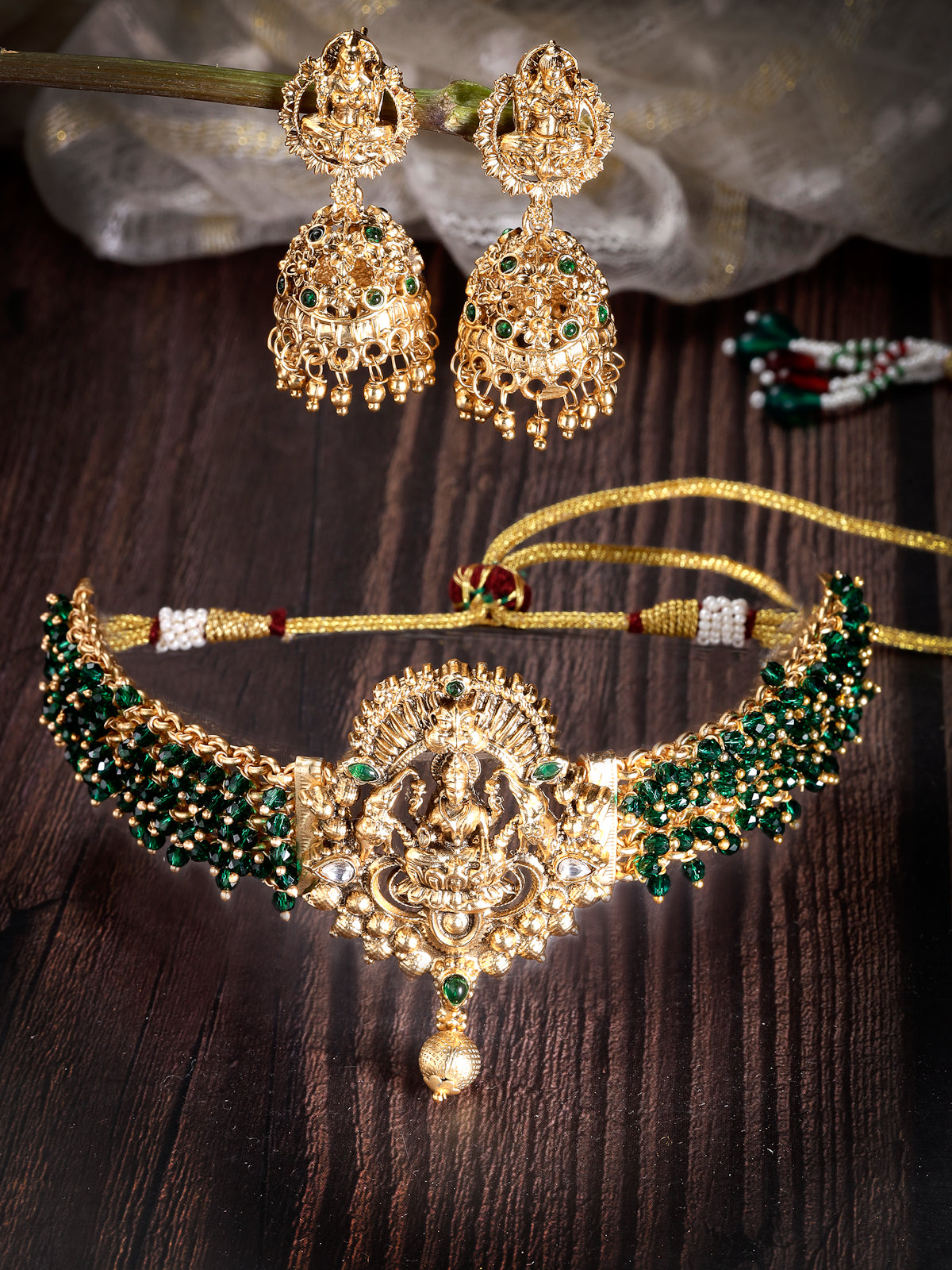 Sukkhi Delicate Traditional Gold Plated Green Glass Beadded Temple Choker Necklace Set with Jhumki/Jhumka Earrings Jewellery Set For Women & Girls|NS106080