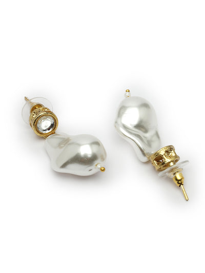 Sukkhi Trendy Gold Plated Pearl Beaded White Choker Necklace Set with Drop Earrings Jewellery Set For Women & Girls|Set of 1|NS106105