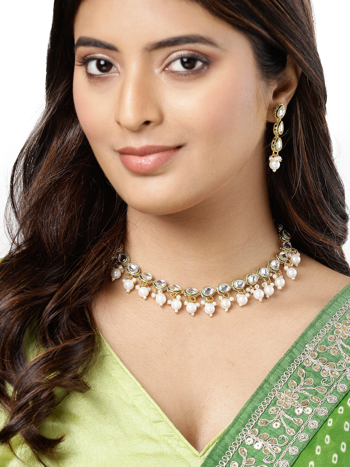 Sukkhi Elegant Gold Plated White Pearls & Kundan Studded Choker Necklace Set with Dangle Drop Earrings Jewellery Set For Women & Girls|Set of 1|NS106110