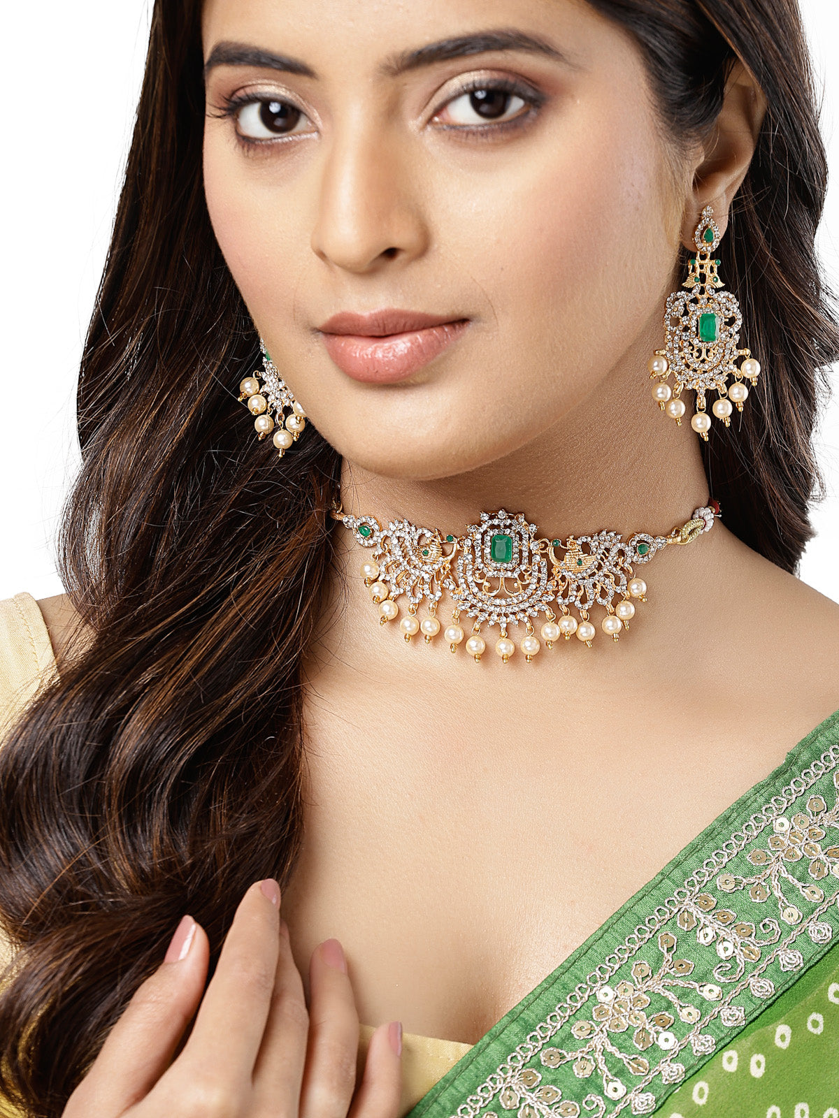 Sukkhi Sparkling Gold Plated White AD Stones Studded Green Choker Necklace Set With Dangler Earring Jewellery Set For Women & Girls|Set of 1|NS106117