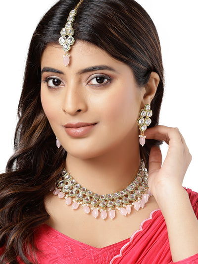 Sukkhi Pretty Pink Gold Plated Kundan Style Choker Necklace Set with Dangler Earrings & Maangtikka Jewellery Set For Women & Girls|Set of 1|NS106128