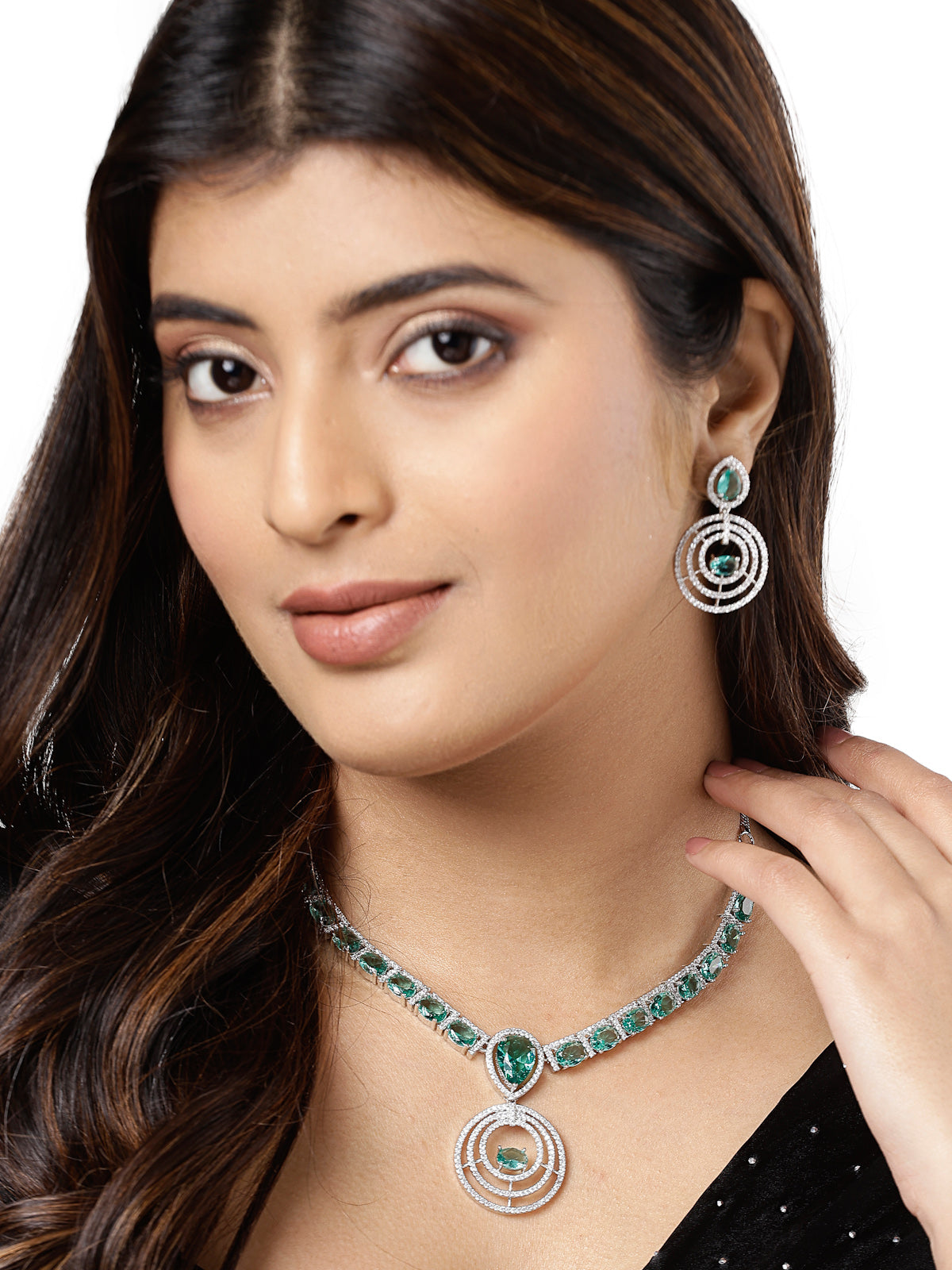 Sukkhi Sparkling Rhodium Plated Cubic Zirconia Diamond Studded Silver Green Choker Necklace Set with Dangler Earrings Jewellery Set for Women & Girls|Set of 1|NS106847