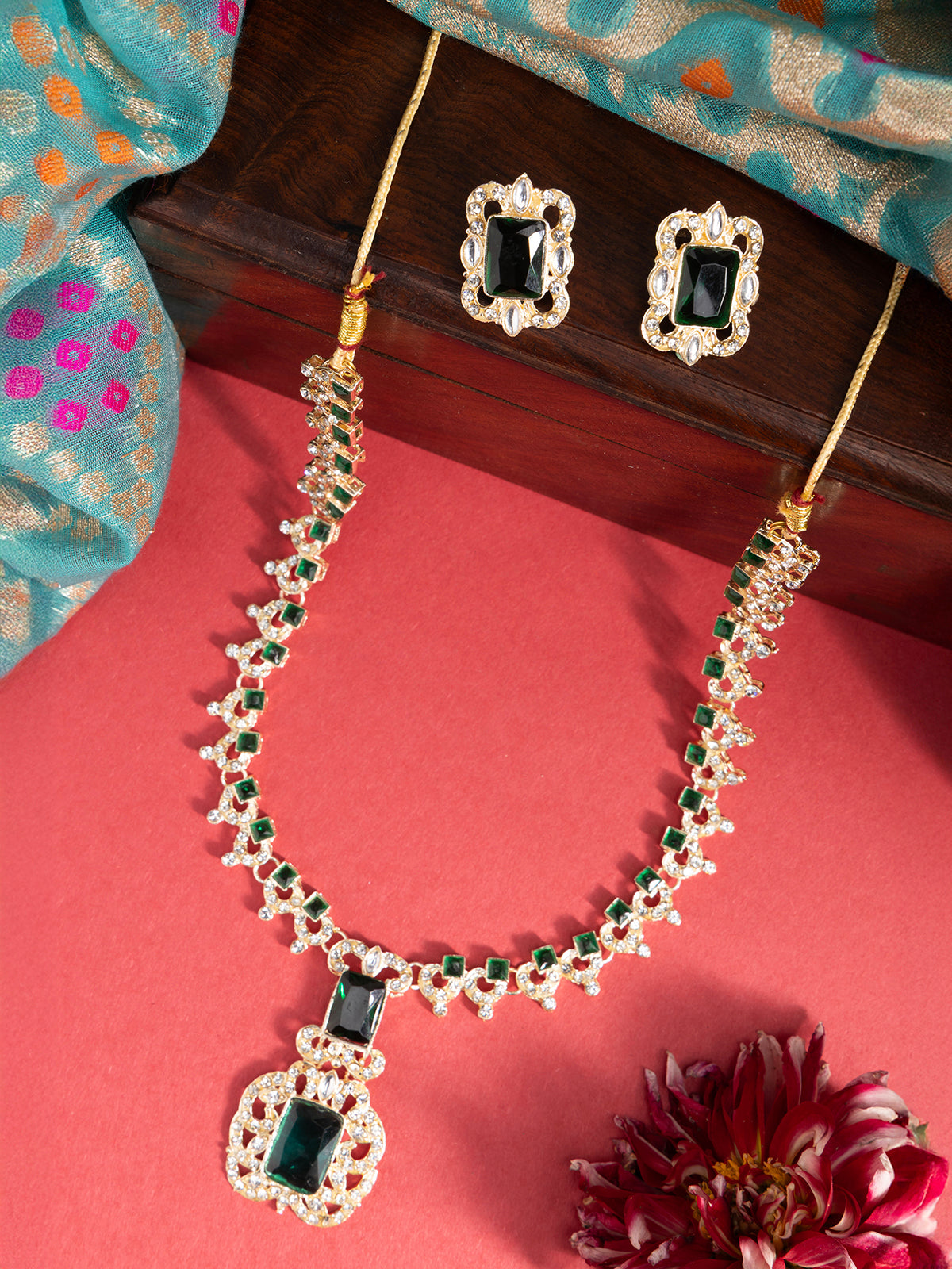 Sukkhi Classic Latest Stylish Design Green Long Necklace with Studs Earring Jewellery Set for Women (NS106999)