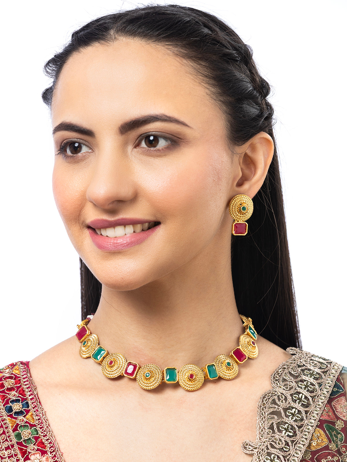 Sukkhi Bewitching Stylish Gold Plated Round Shaped Choker Necklace Set With Studs Earring Jewellery For Women & Girls|NS107080
