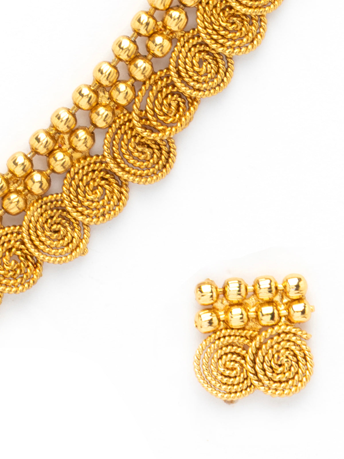 Sukkhi Classic Gold Plated Jalebi Style Choker Necklace Set With Studs Earring Jewellery for Women & Girls|NS107085