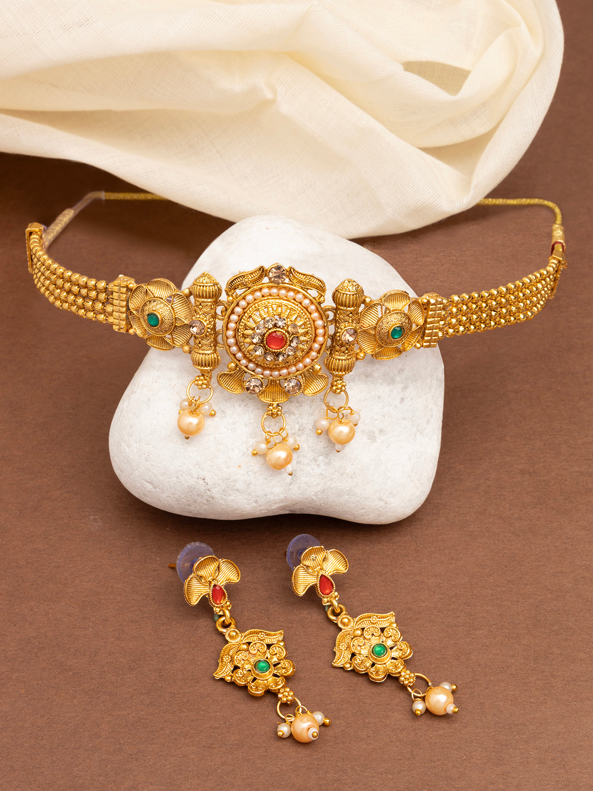 Sukkkhi Admirable Traditional Gold Plated Choker Necklace with Dangle Earring Jewellery for Women & Girls |NS107087