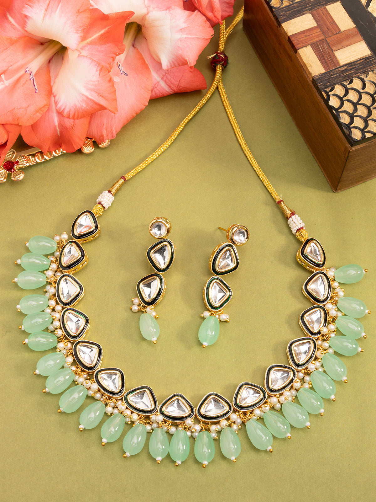 Sukkhi Iconic Gold Plated Kundan Studded Meenakari Work Choker Necklace Set with Drop Earring Jewellery for Women|NS107095