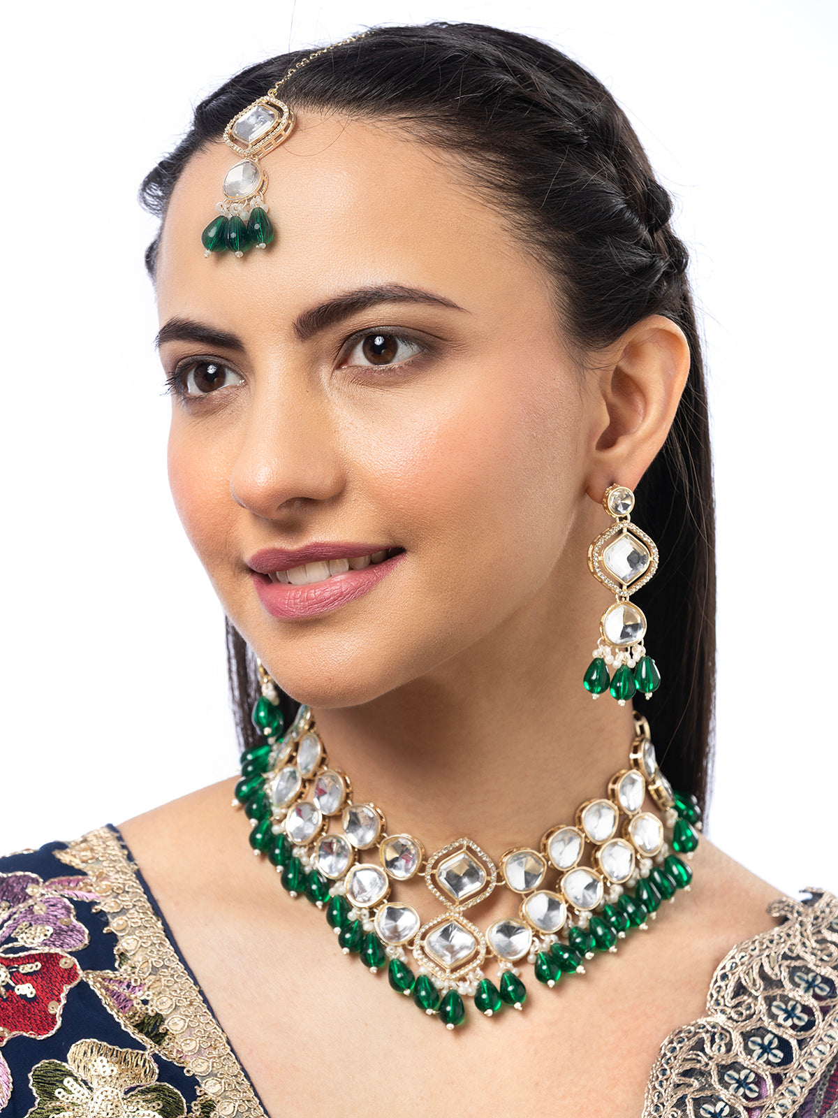 Sukkhi Graceful Gold Plated Crystal Stones Studded Green Choker Necklace Set & Dangle Earring Jewellery for Women|NS107097