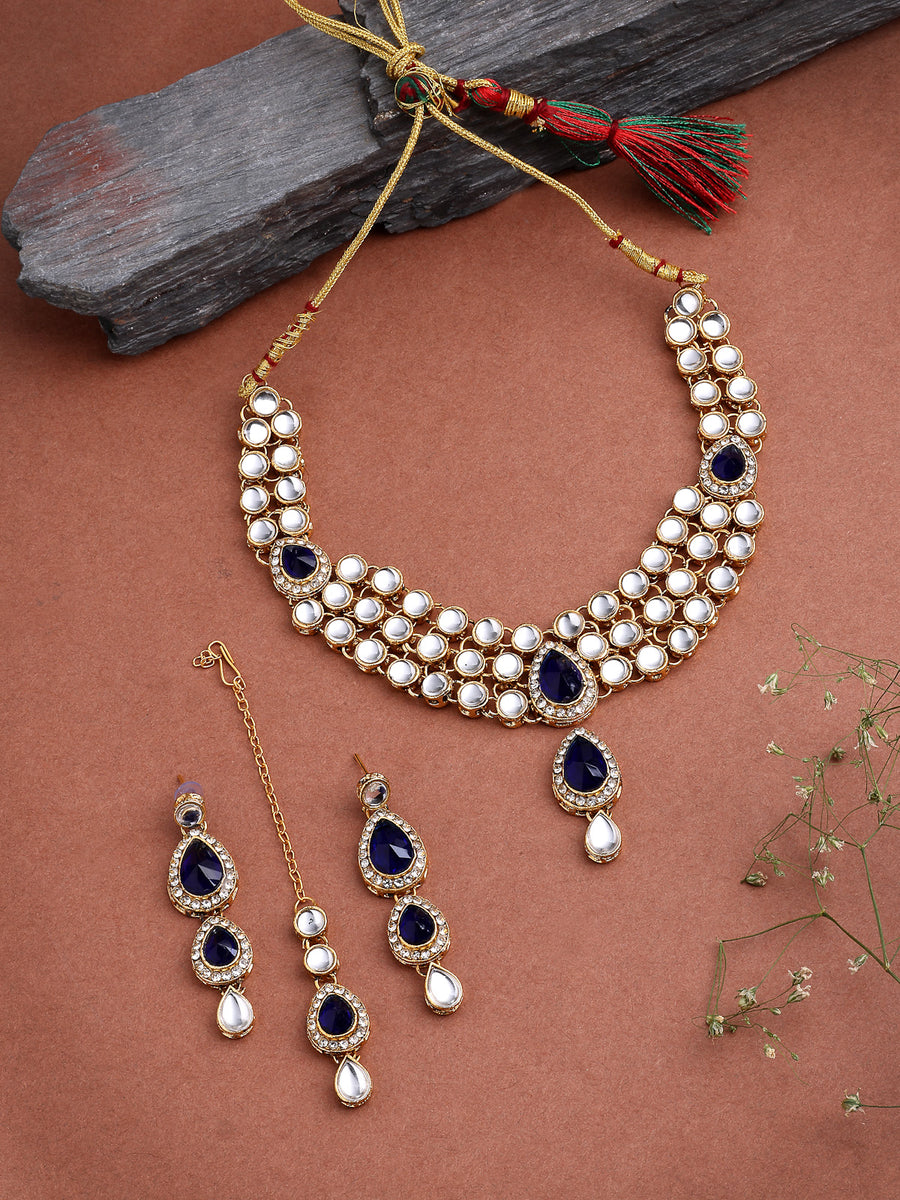 Sukkhi Elegant Stylish Gold Plated Kundan Studded Blue Choker Necklace with Drop Earring Maangtikka Jewellery Set for Women & Girls|NS107370