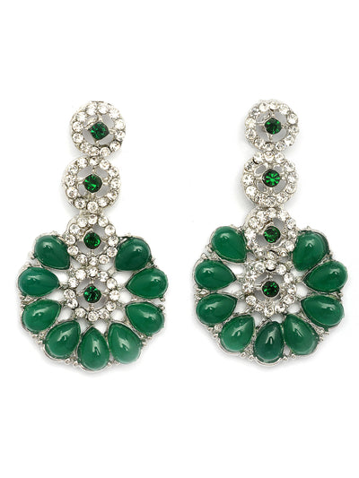 Sukkhi Elegant Fashion Design Kundan & American Diamond Studded Choker Necklace with Dangle Earrings Jewellery For Women & Girls