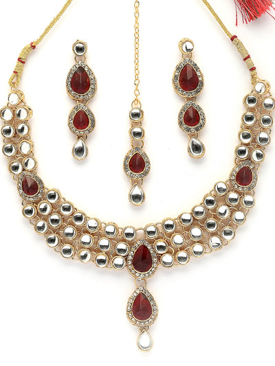 Sukkhi Elegant Stylish Gold Plated Kundan Studded Red Choker Necklace with Drop Earring Maangtikka Jewellery Set for Women & Girls|NS107378