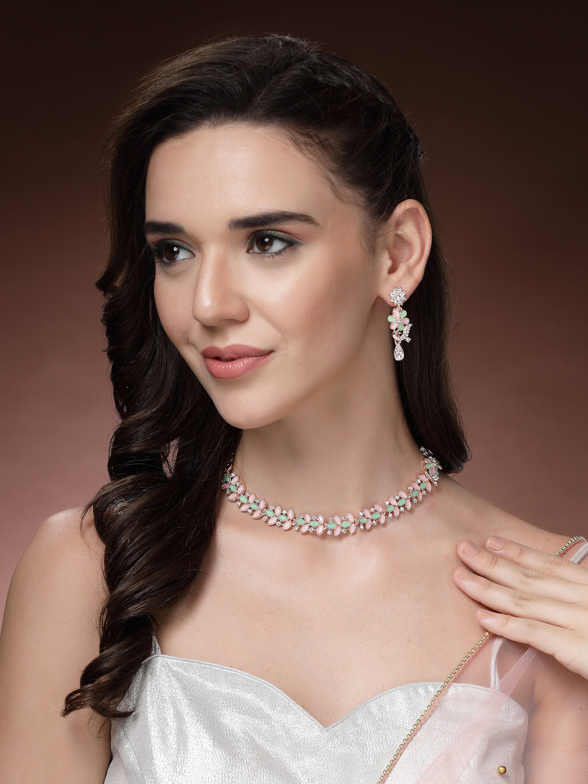 Sukkhi Latest Stylish Floral Design with AD Stones Gold Plated Choker Necklace Set & Dangle Earrings Jewellery for Women & Girls|Jewellery for Party, Wedding, and Festive Occasions for Women|NS107484