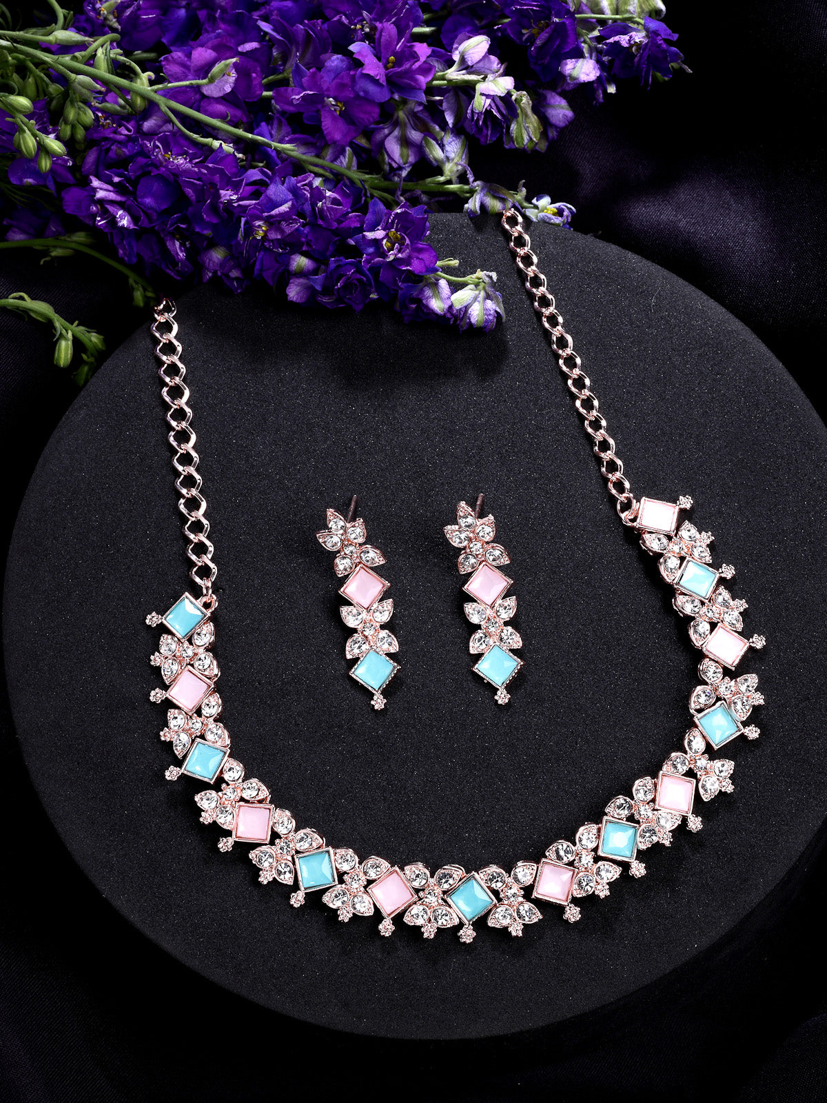 Sukkhi Latest Stylish AD Stones with Gold Plated Choker Necklace Set & Dangle Earrings Jewellery for Women & Girls| Jewellery for Party, Wedding, and Festive Occasions for Women|NS107489