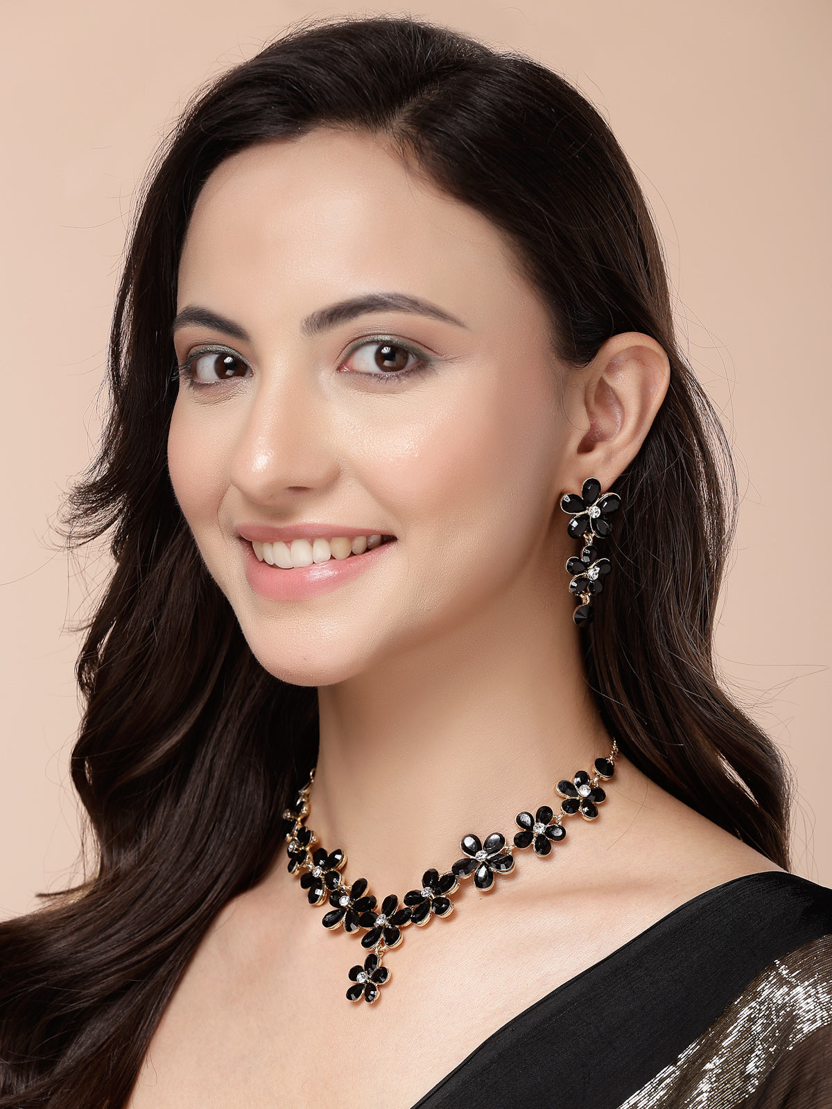 Scintillare By Sukkhi Iconic Floral Design Gold Plated Crystal Choker Necklace with Dangle Drop Earring Jewellery Set for Women & Girls|NS107507