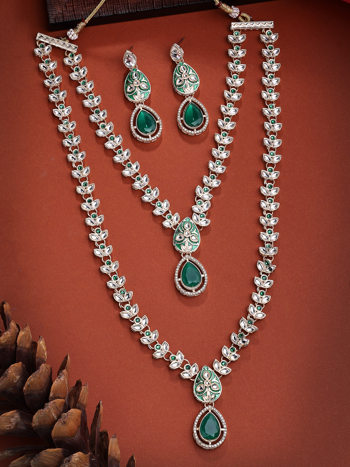 Sukkhi Impressive Gold Plated AD Stones Studded Green Layer Choker Necklace Set with Drop Earrings Jewellery for Women & Girls|Jewellery for Party, Wedding, and Festive Occasions for Women|NS107556