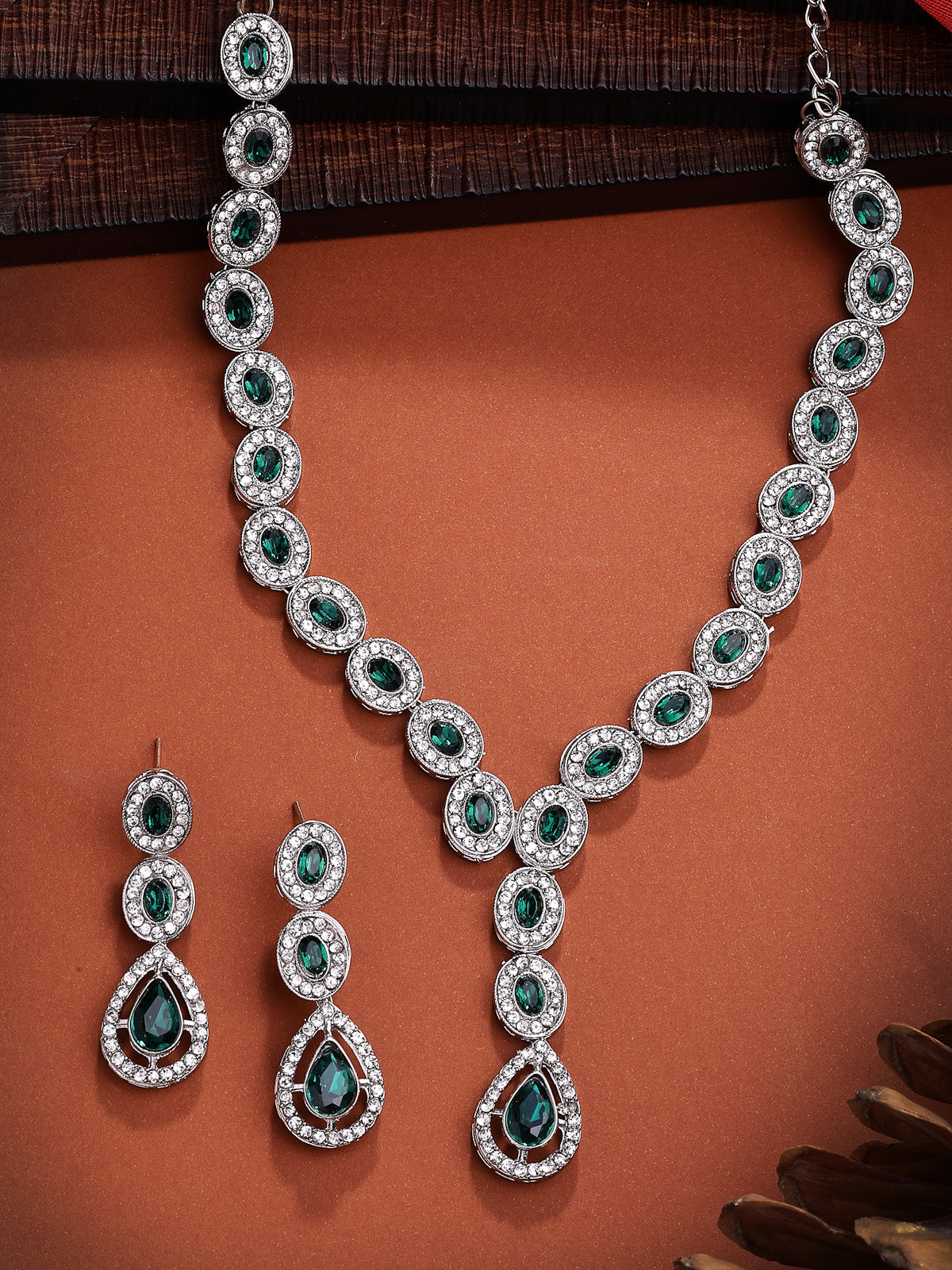 Sukkhi Unique Stylish Gold Plated AD Stones Studded Green Choker Necklace Set with Drop Earrings Jewellery for Women & Girls|Jewellery for Party, Wedding, and Festive Occasions for Women|NS107559