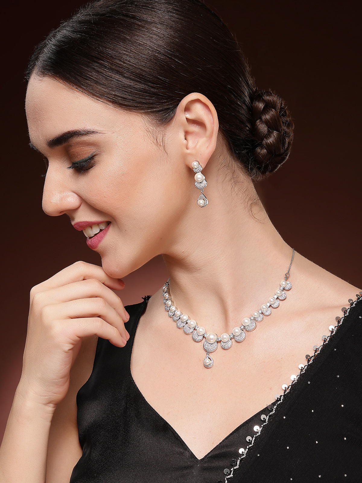 Sukkhi Splendid Round Design Rhodium Plated with Cubic Zirconia & Pearl Studded White Brass Collar Necklace with Drop Earrings Jewellery Set for Women|Latest Stylish Gifts for All Occasions|NS116026