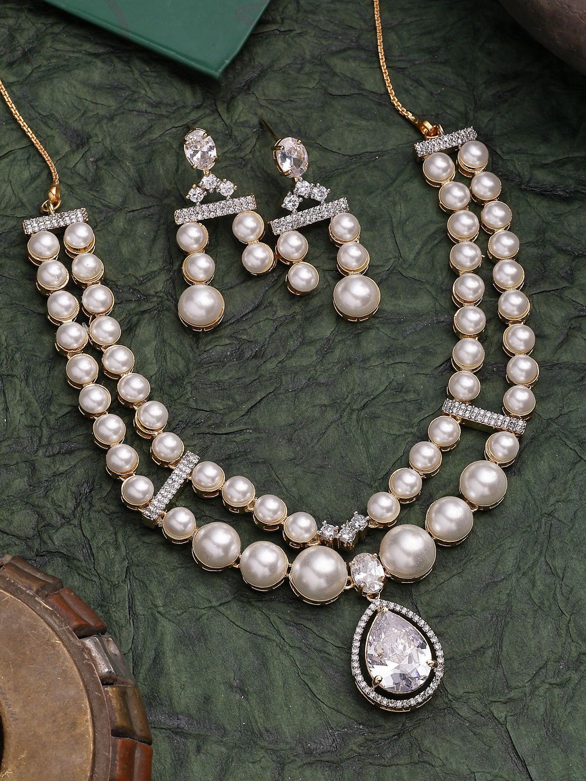 Sukkhi Awesome Stylish Pear Design Gold Plated with CZ & Pearl Studded White Brass Two Layered Collar Necklace & Drop Earrings Jewellery Set for Women|Latest Stylish Gifts for All Occasions|NS116048
