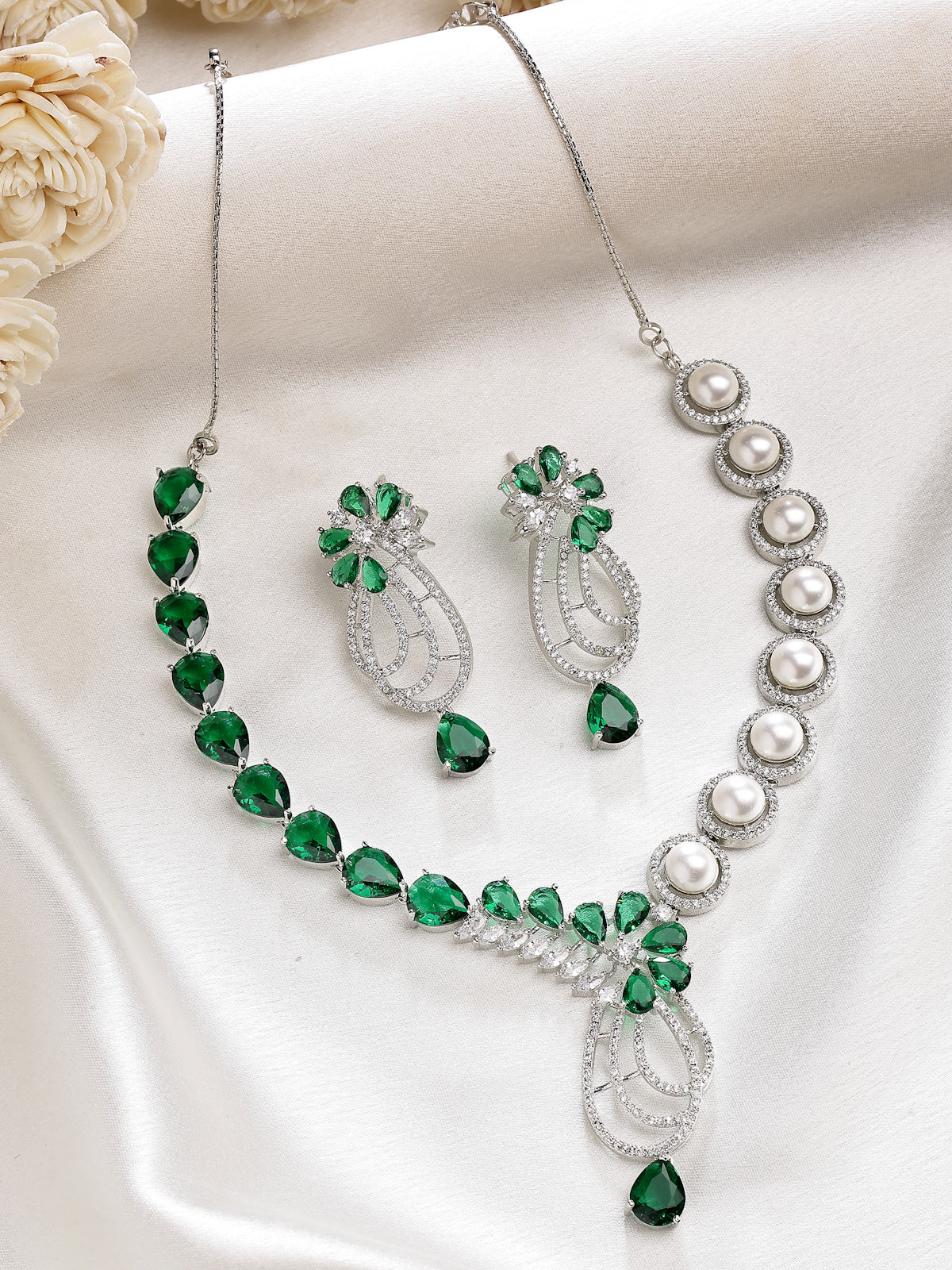 Sukkhi Designer Tear Drop Round Design Rhodium Plated Cubic Zirconia & Pearl Studded Green Brass Collar Necklace & Drop Earrings Jewellery Set for Women|Latest Stylish Gift for All Occasions|NS116055