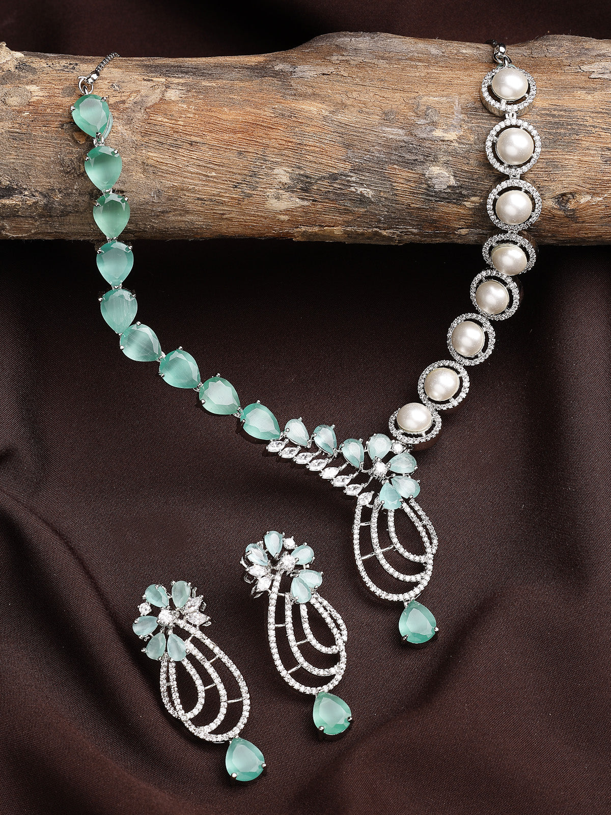 Sukkhi Stylish Tear Drop Round Design Rhodium Plated CZ & Pearl Studded Mint Green Brass Collar Necklace & Drop Earrings Jewellery Set for Women|Latest Stylish Gifts for All Occasions|NS116056