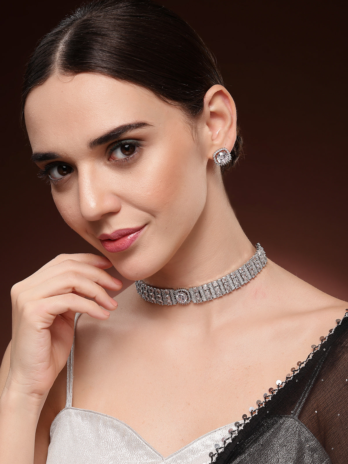 Sukkhi Decent Stylish Design Rhodium Plated Cubic Zirconia Studded White Brass Choker Necklace with Studs Earrings Jewellery Set for Women|Latest Stylish Gifts for All Occasions|NS116066