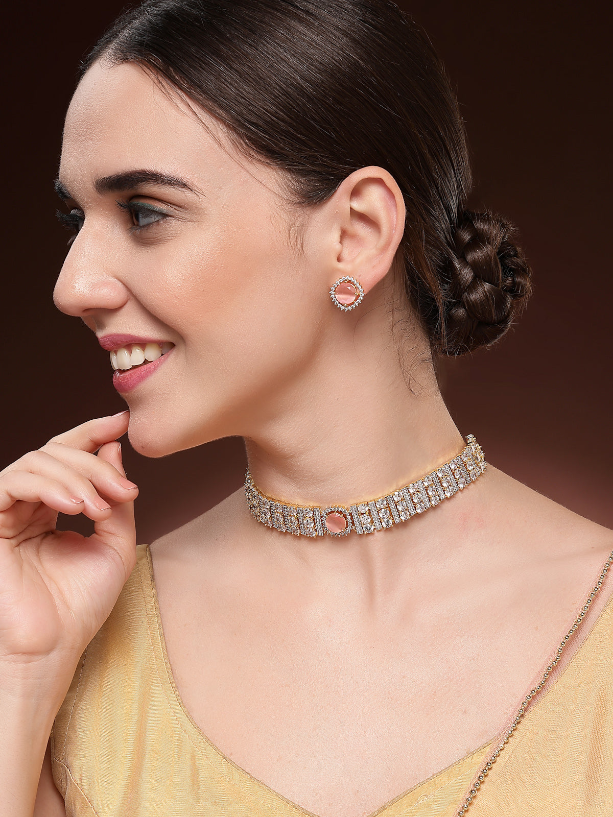 Sukkhi Attractive Pink Gold Plated Cubic Zirconia Studded Brass Choker Necklace with Studs Earrings Jewellery Set for Women|Latest Stylish Gifts for All Occasions|NS116077