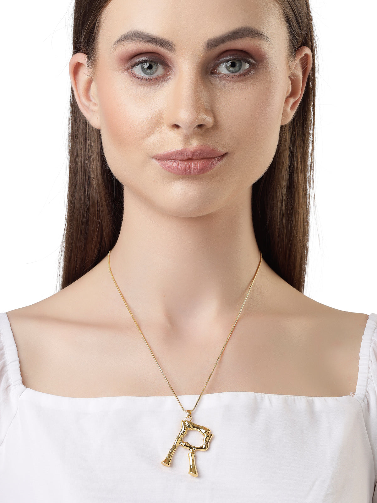 Scintillare by Sukkhi Unique Name English Gold Plated Alphabet R Letter Initials Letter Locket Pendant Necklace Chain Alphabet Pendant Necklace Chain for Men And Women Unisex|P106769