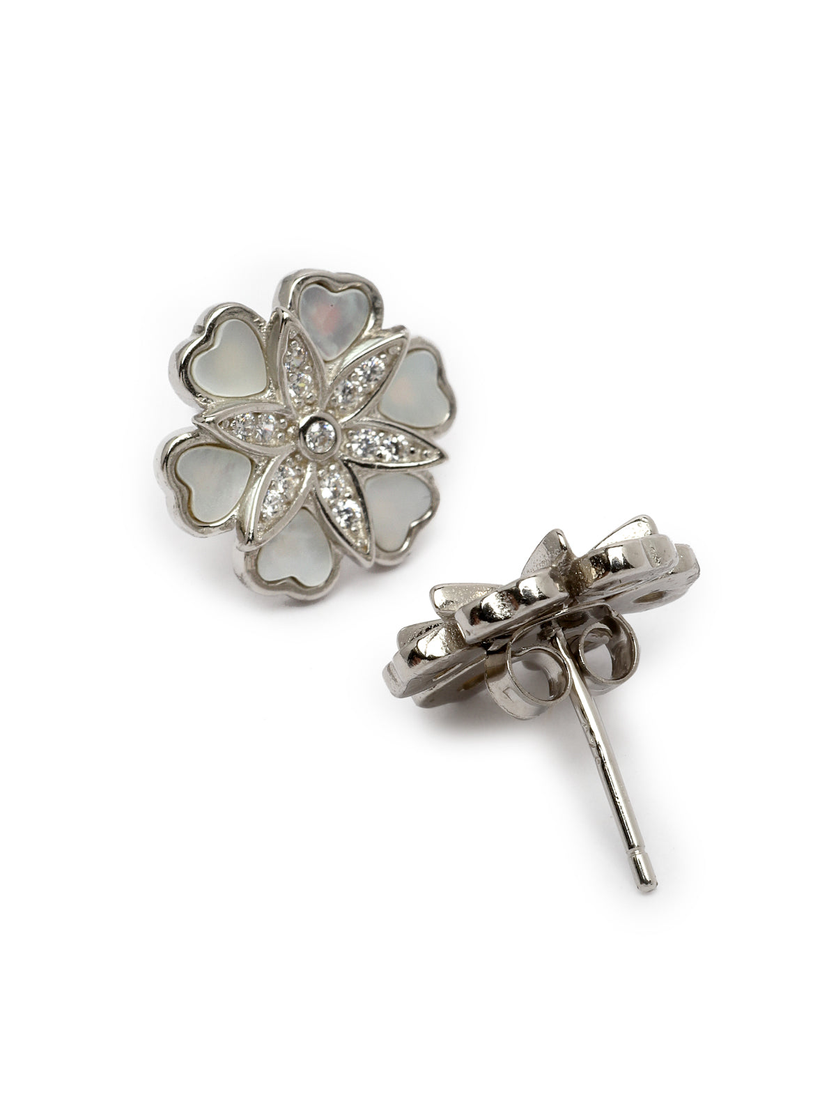 Pissara by Sukkhi Trendy 925 Sterling Silver Floral Shaped Cubic Zirconia Pendant Set For Women & Girls|with Authenticity Certificate, 925 Stamp & 6 Months Warranty PS105217