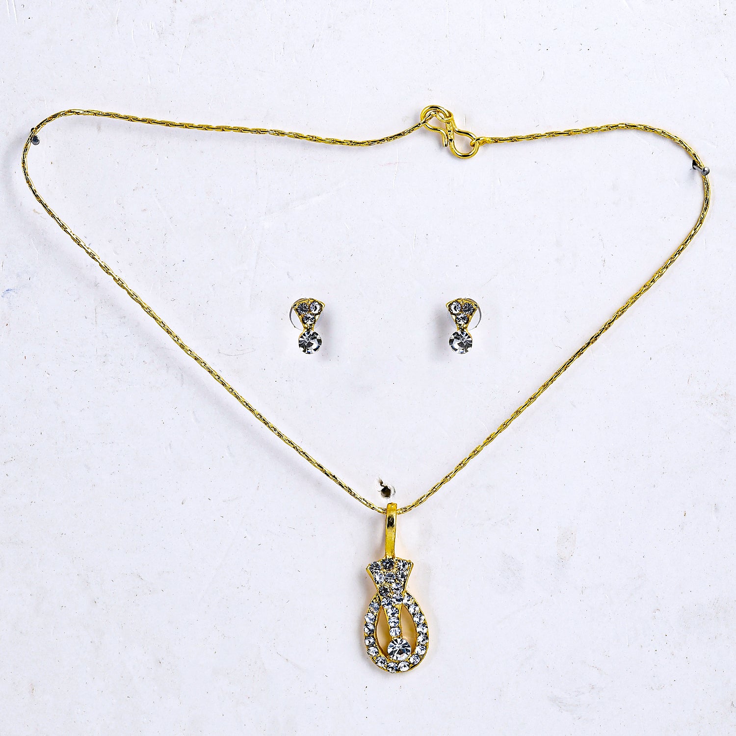 Sukkhi Unique AD Stones Pendant with Chain & Earrings for Women