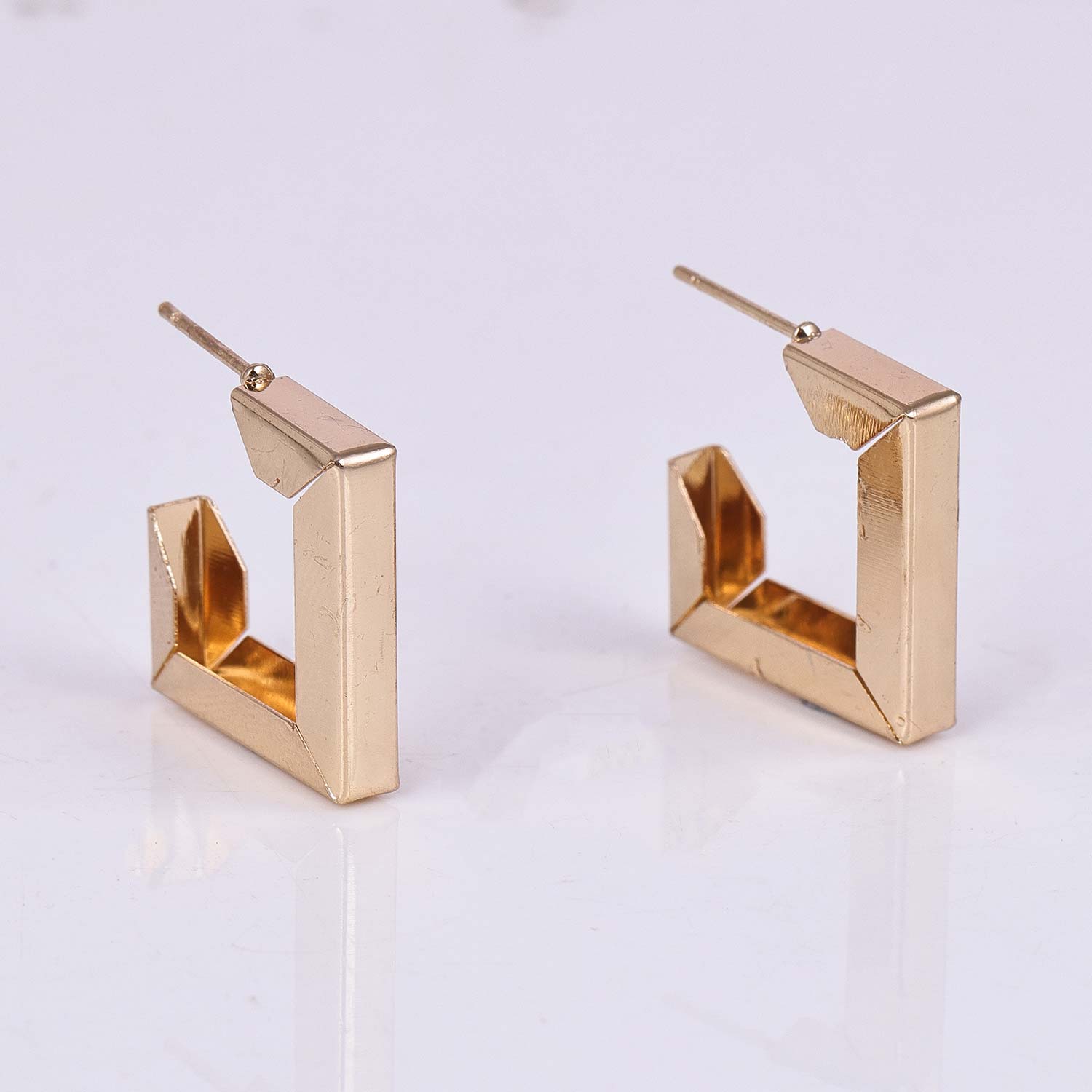 Glaring Gold Plated Half Hoop Earring Jewellery for Women