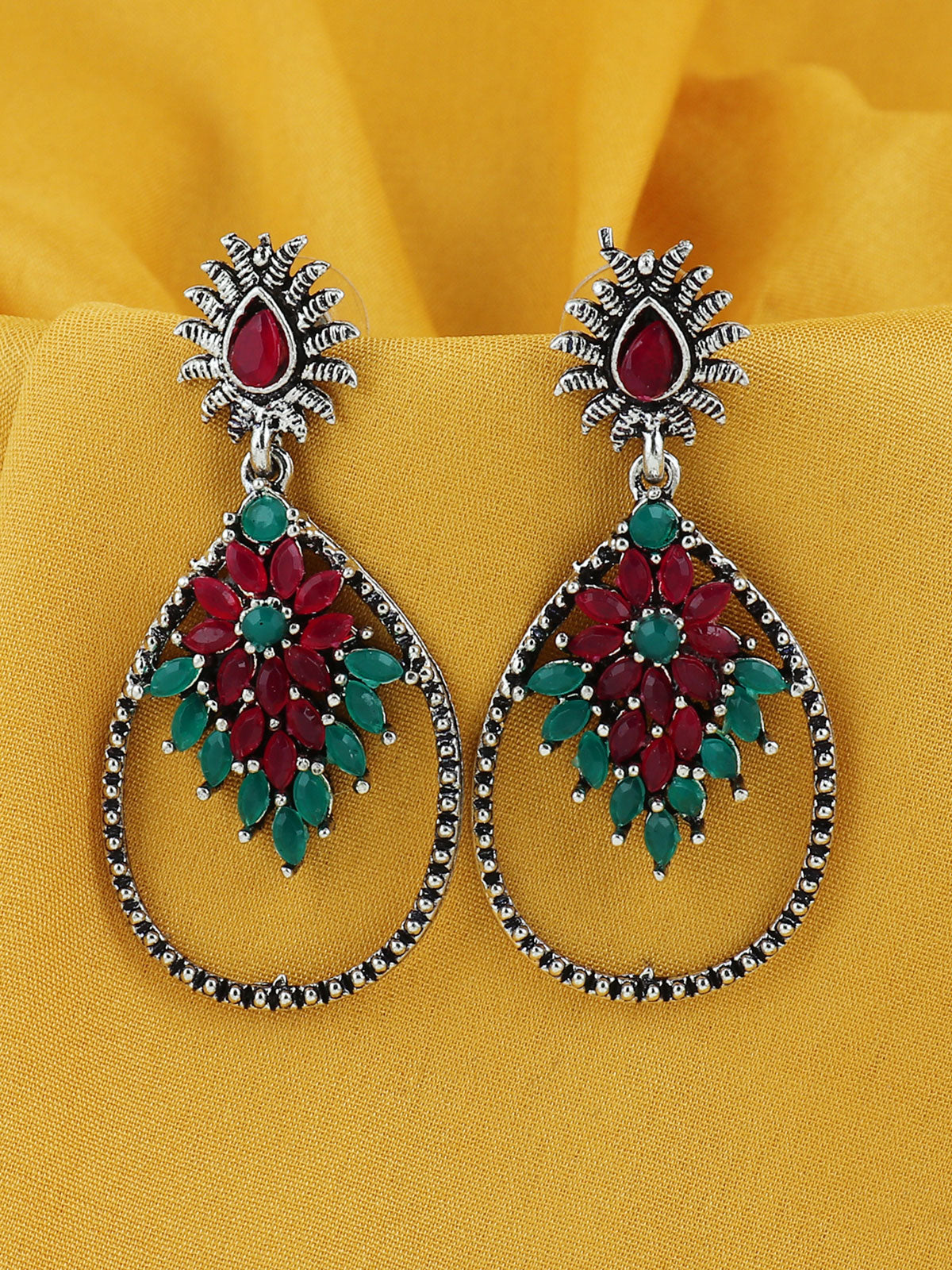 Sukkhi Glimmery Oxidised Floral Dangle Earring For Women SKR56812