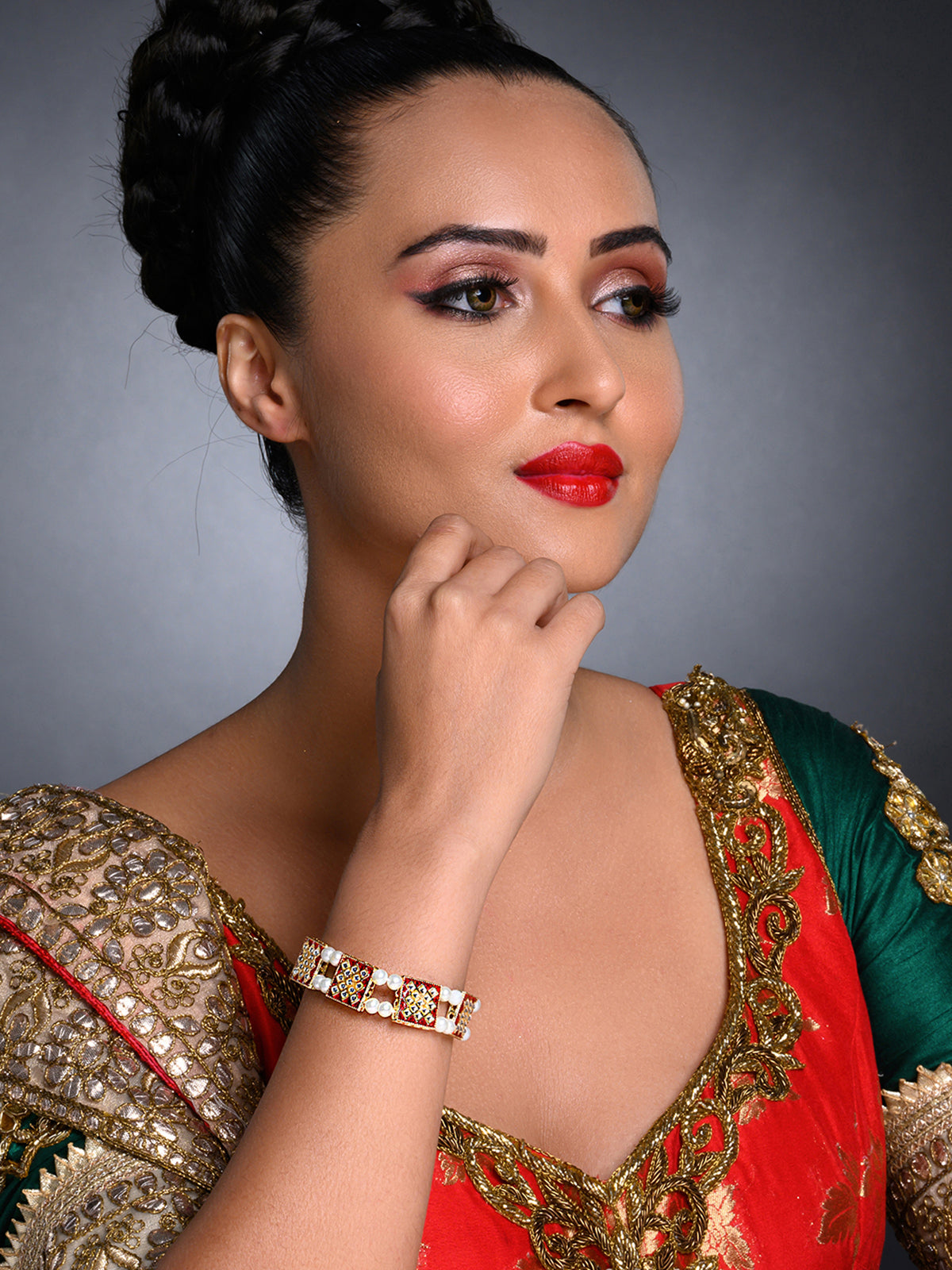 Sukkhi Modish Pearl Gold Plated Meenakari Bracelet for Women SKR85614