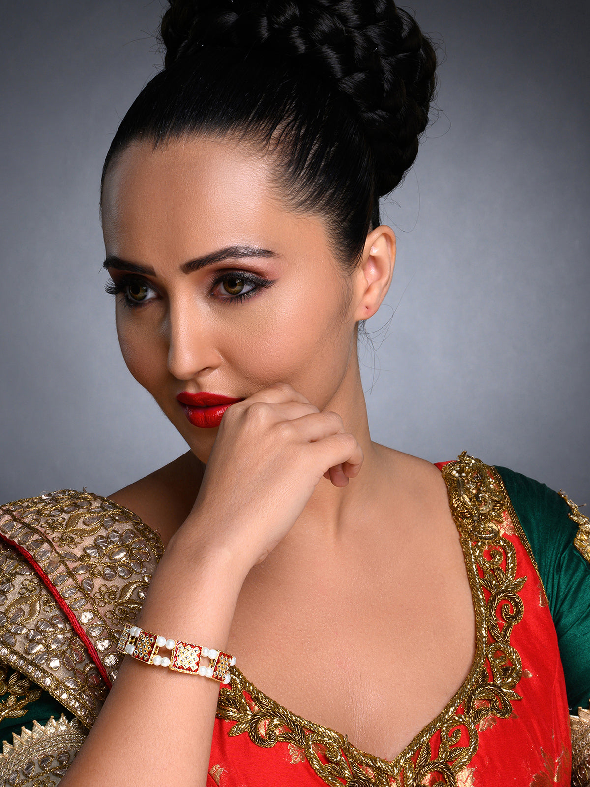 Sukkhi Modish Pearl Gold Plated Meenakari Bracelet for Women SKR85614