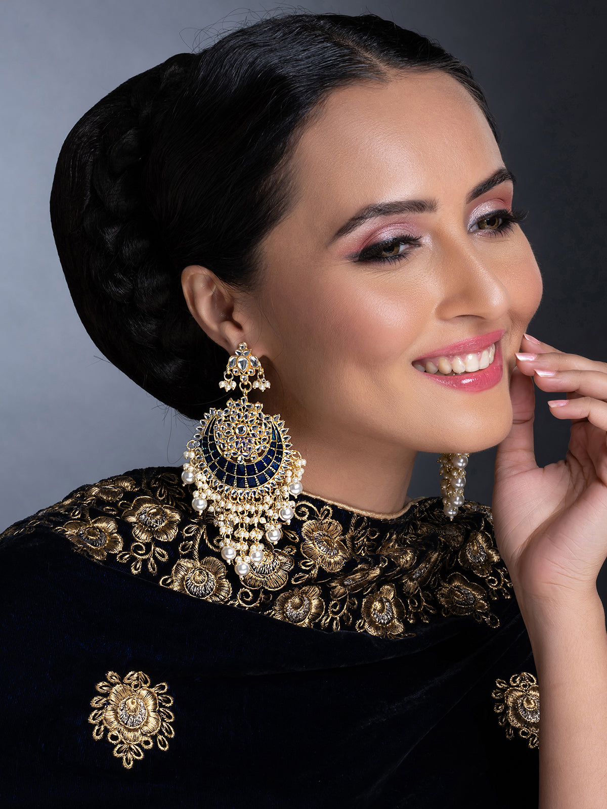 Sukkhi Exclusive Pearl Gold Plated Kundan Meenakari Earring Set for Women SKR85659