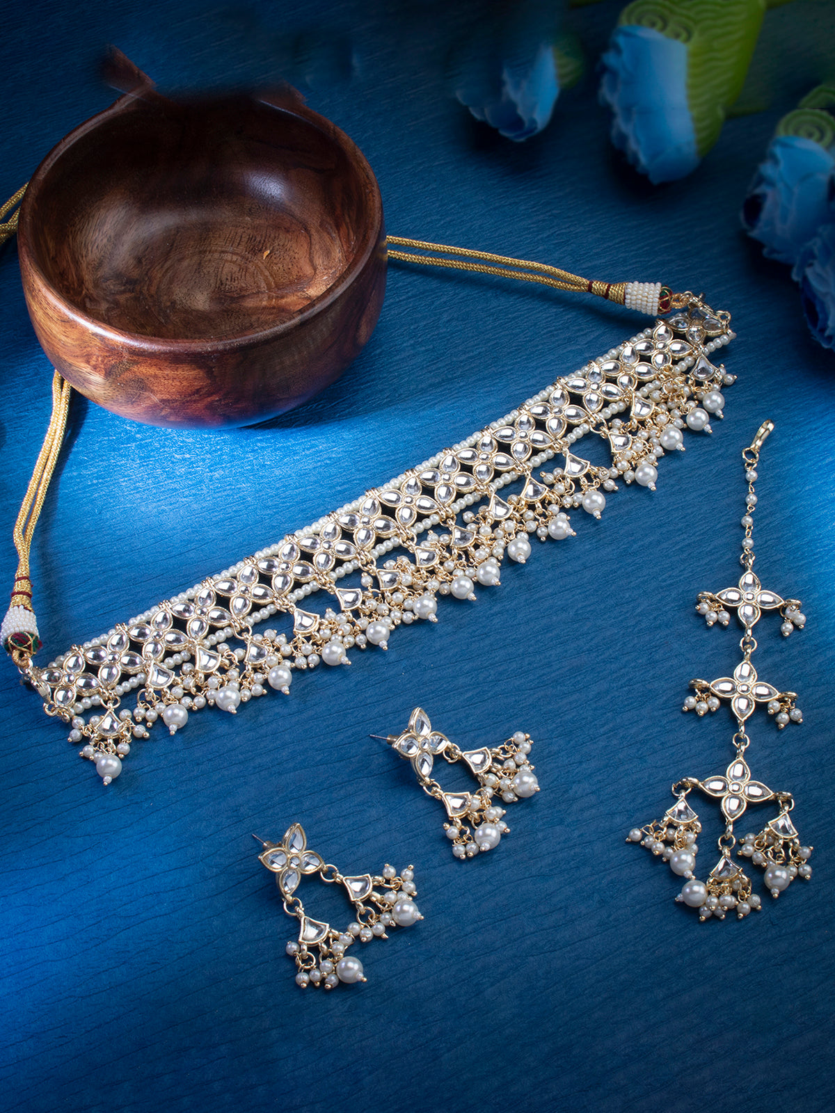 Sukkhi Youthful Kundan Gold Plated Pearl Choker Necklace Set for Women SKR85687