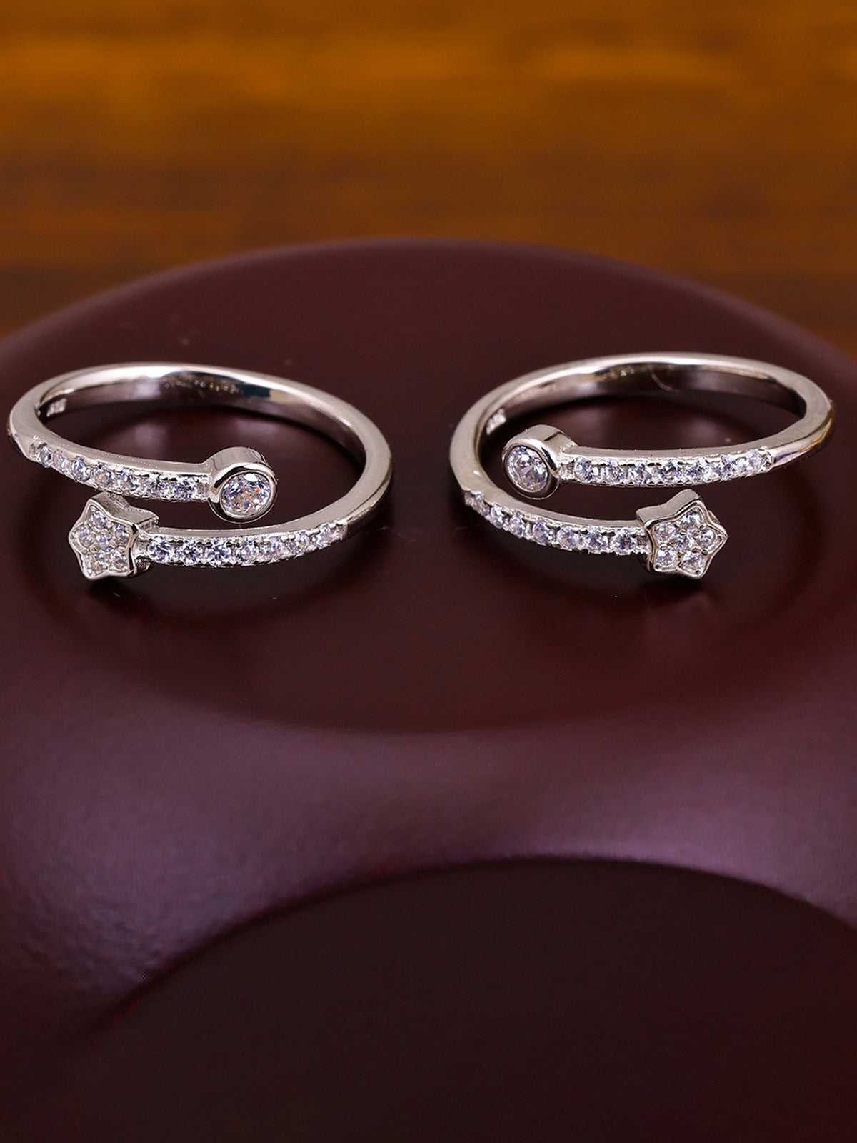 Pissara by Sukkhi Fabulous 925 Sterling Silver Cubic Zirconia Toe Rings For Women And Girls|with Authenticity Certificate, 925 Stamp & 6 Months Warranty TR104683