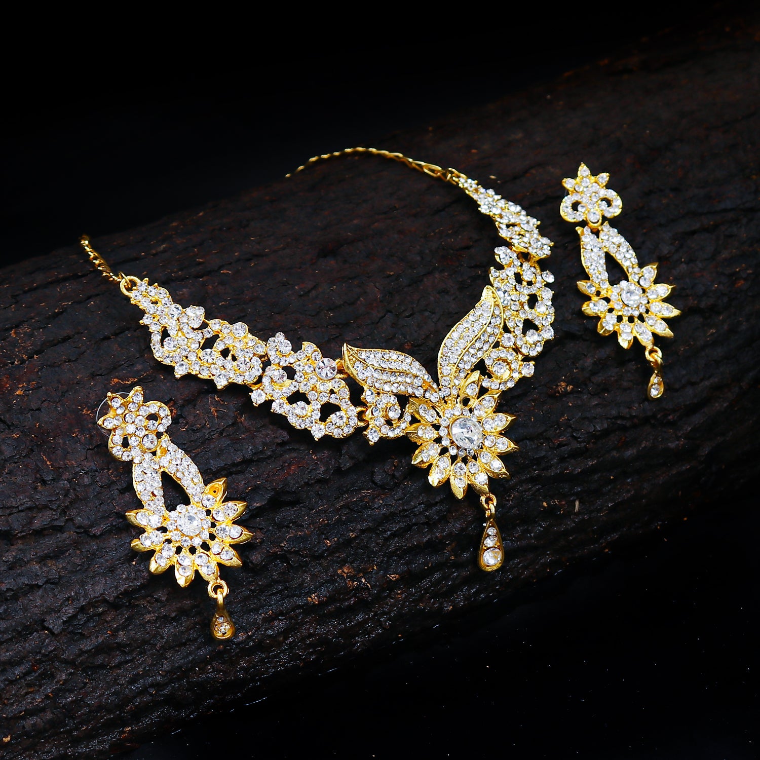 Sukkhi Fabulous Gold Plated AD Necklace Set For Women