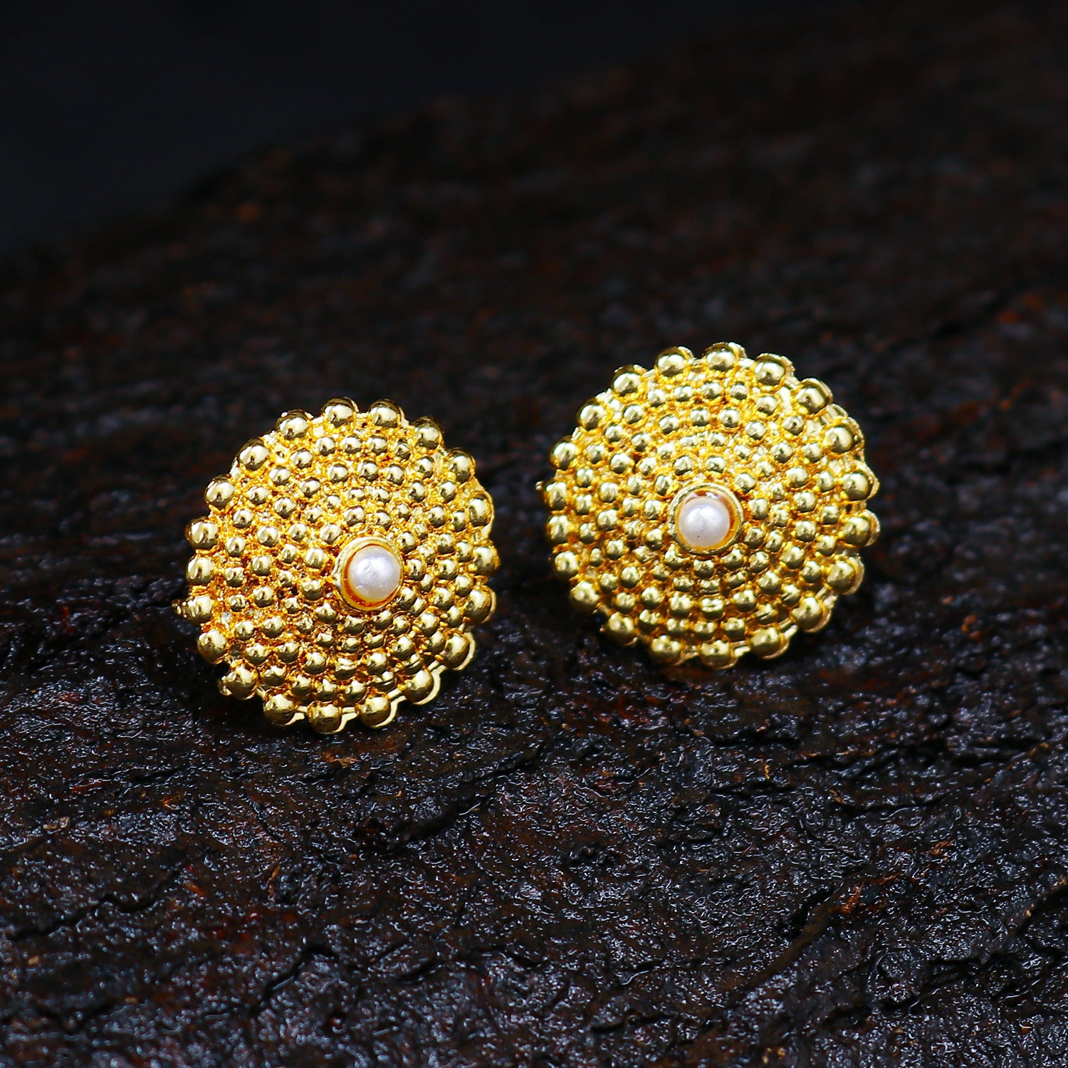 Sukkhi Dazzling Gold Plated Earring For Women