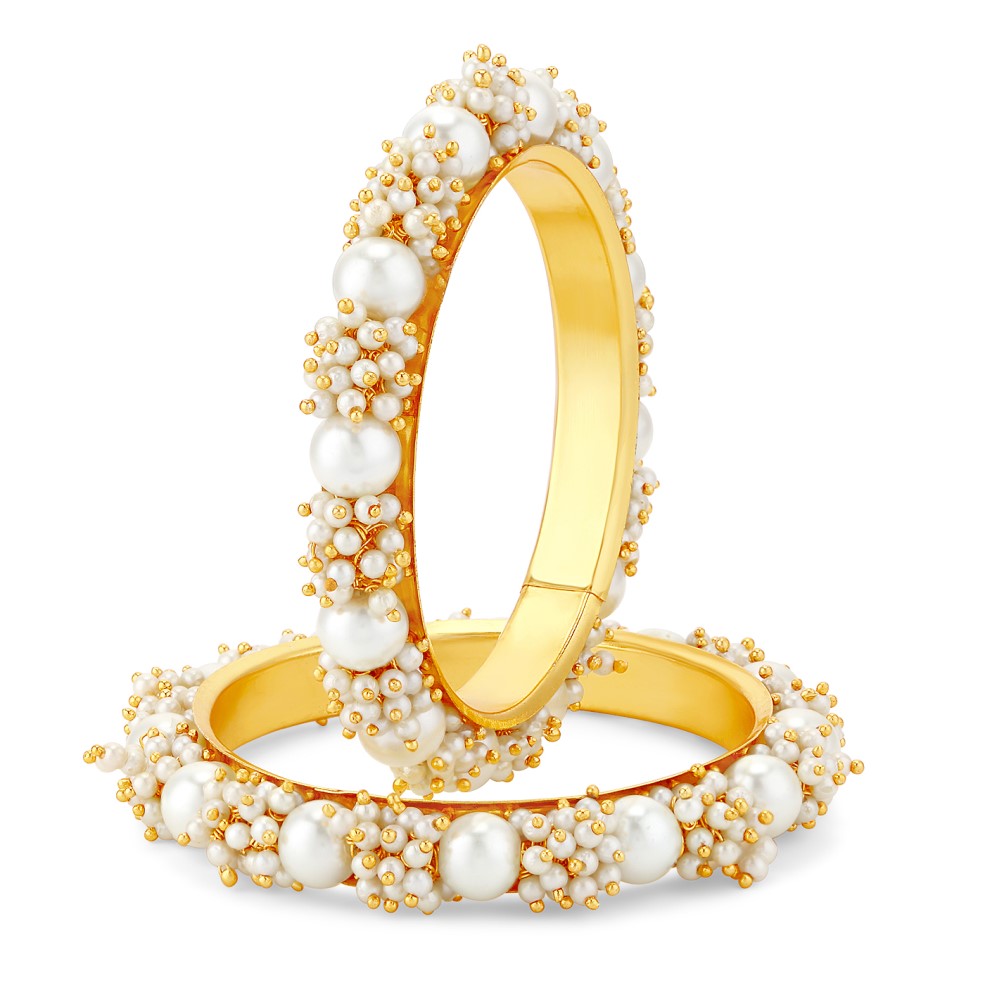 Sukkhi Ravishing Gold Plated Pear Bangle Set for Women