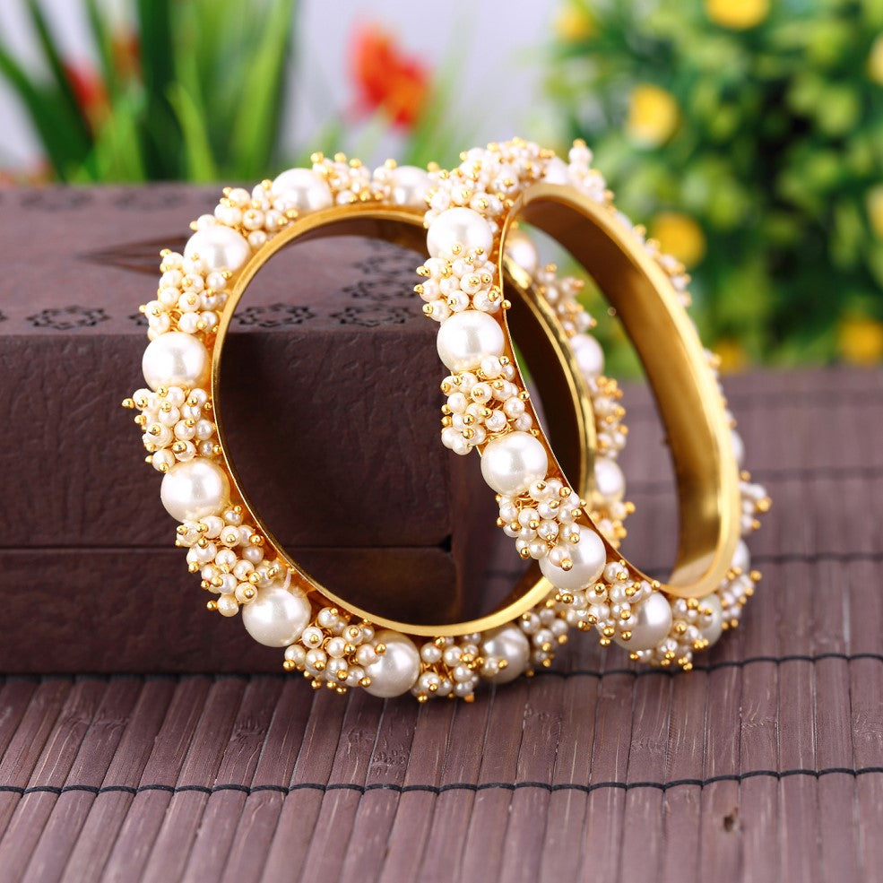 Sukkhi Ravishing Gold Plated Pear Bangle Set for Women