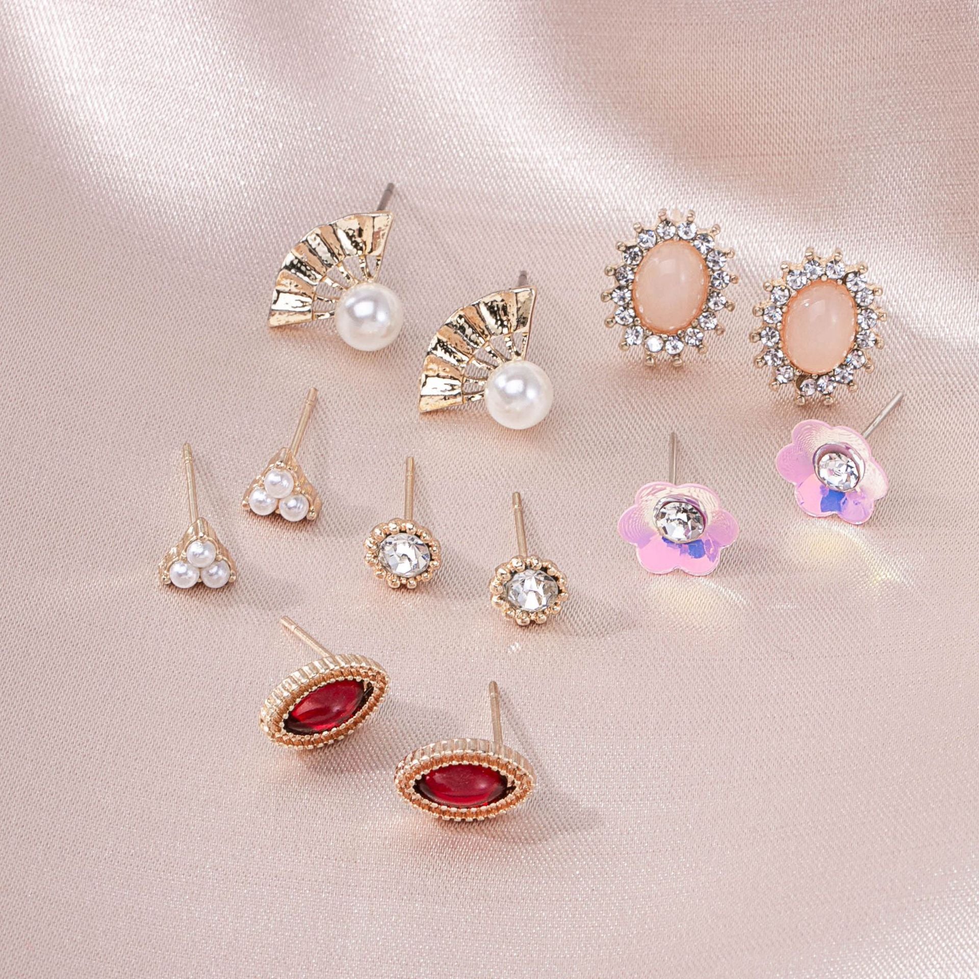 Scintillare by Sukkhi Amazing Gold Plated Stud Earring Combo for Women