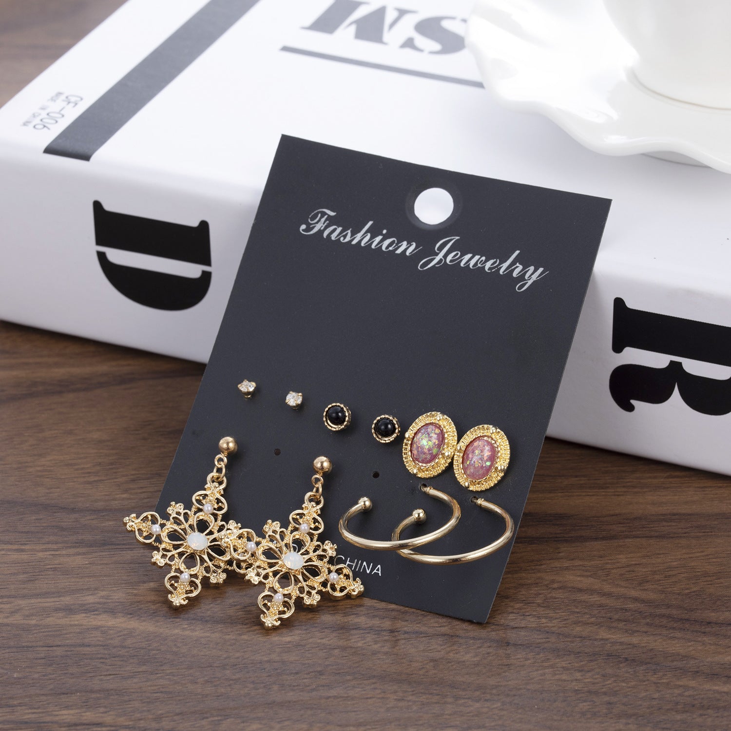 Scintillare by Sukkhi Stunning Gold Plated Stud & Dangle Earring Combo for Women
