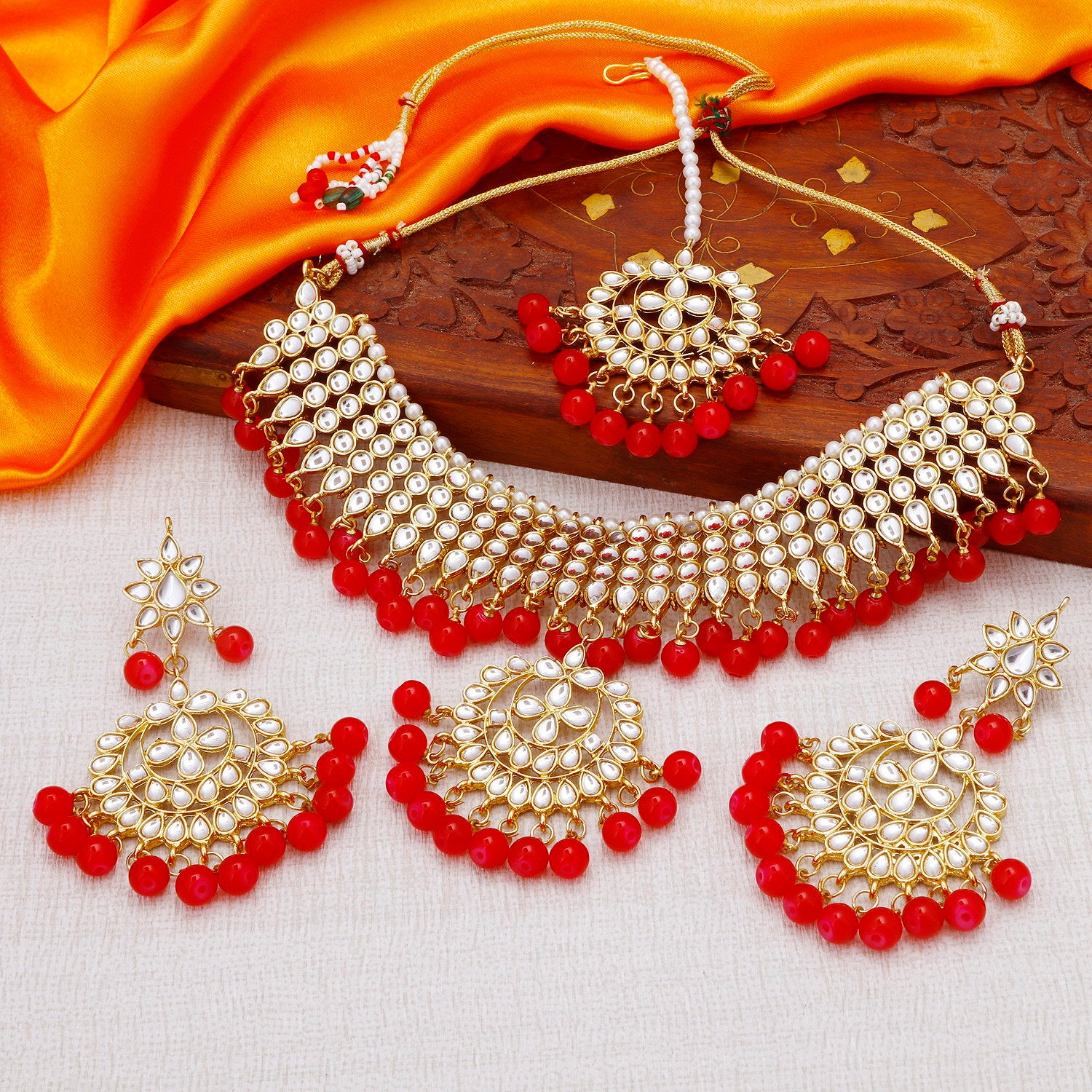 Sukkhi Glorious Gold Plated Kundan Choker Necklace Set Worn By Karisma Kapoor