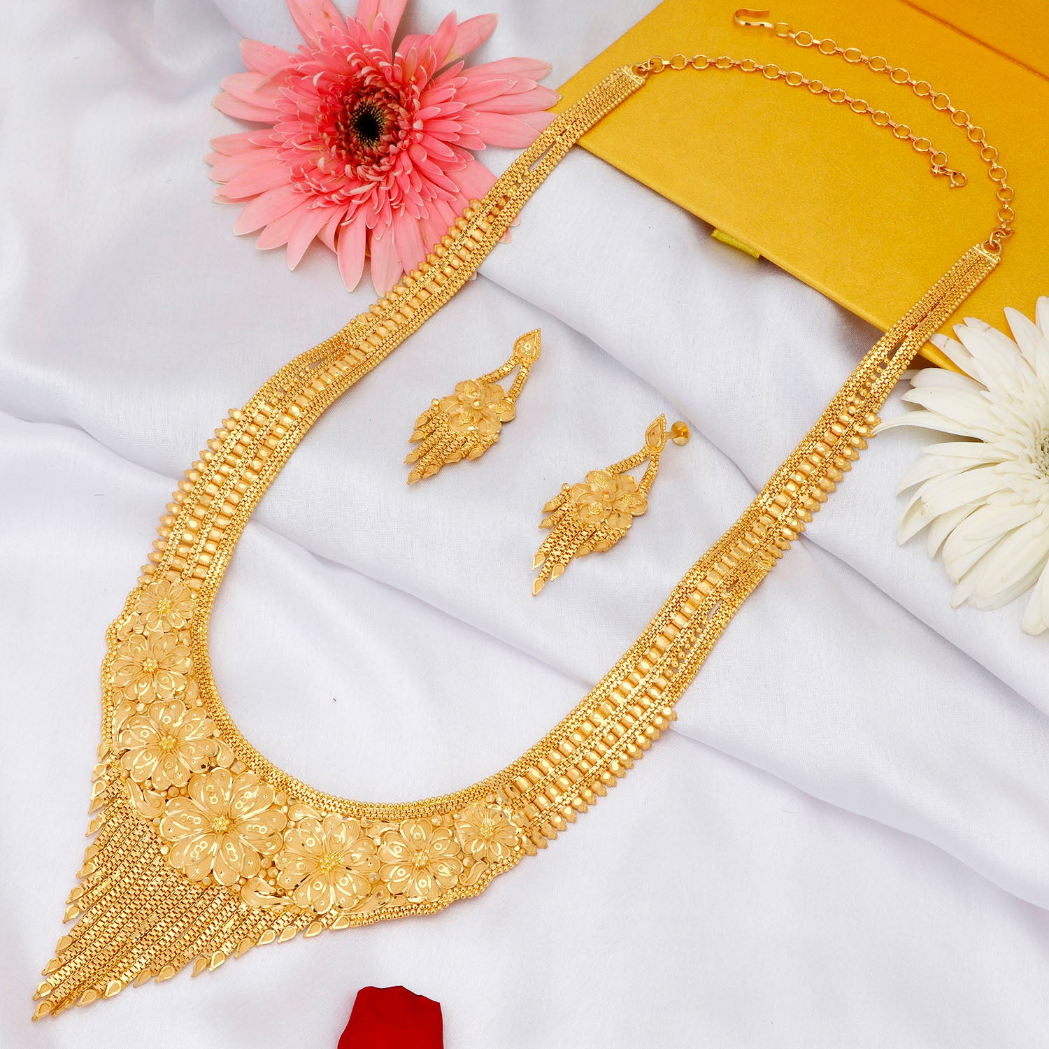 Sukkhi Ravishing 24 Carat 1 Gram Gold Jewellery Necklace Set for Women