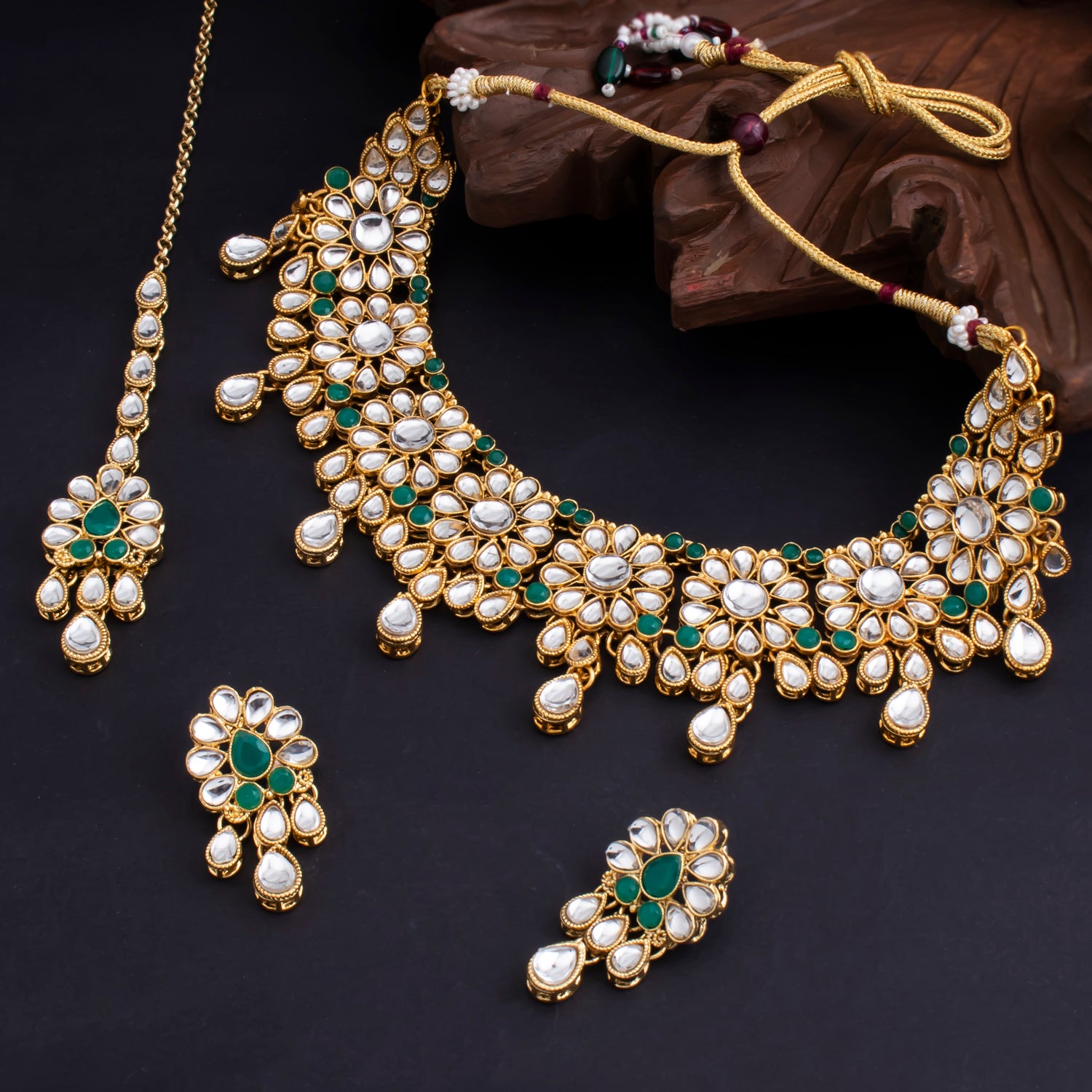 Sukkhi Glorious Gold Plated Kundan Choker Necklace Set for Women